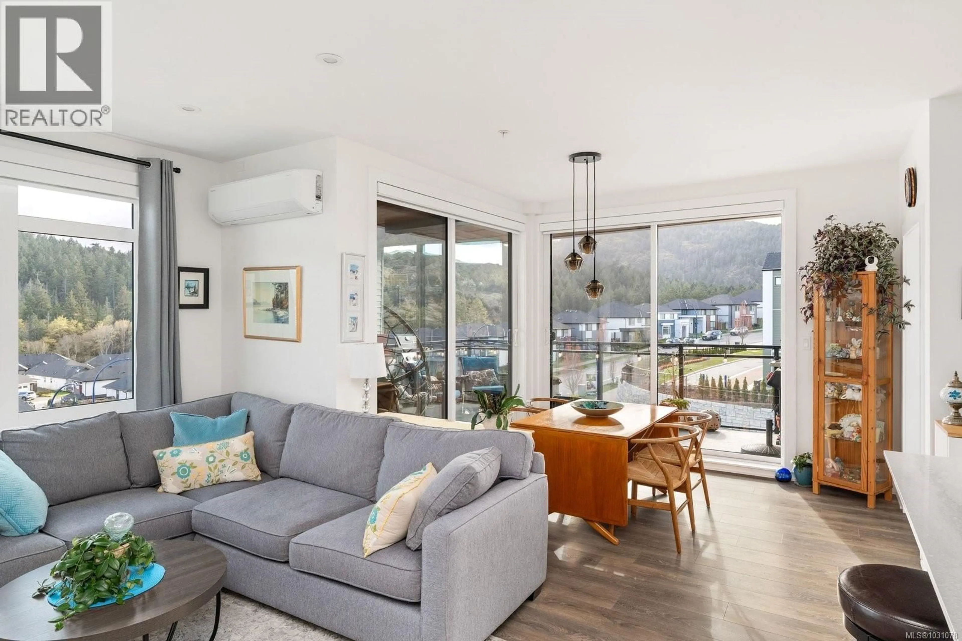 Living room with furniture, unknown for 402 - 1110 SAMAR CRESCENT, Langford British Columbia V9B7C5