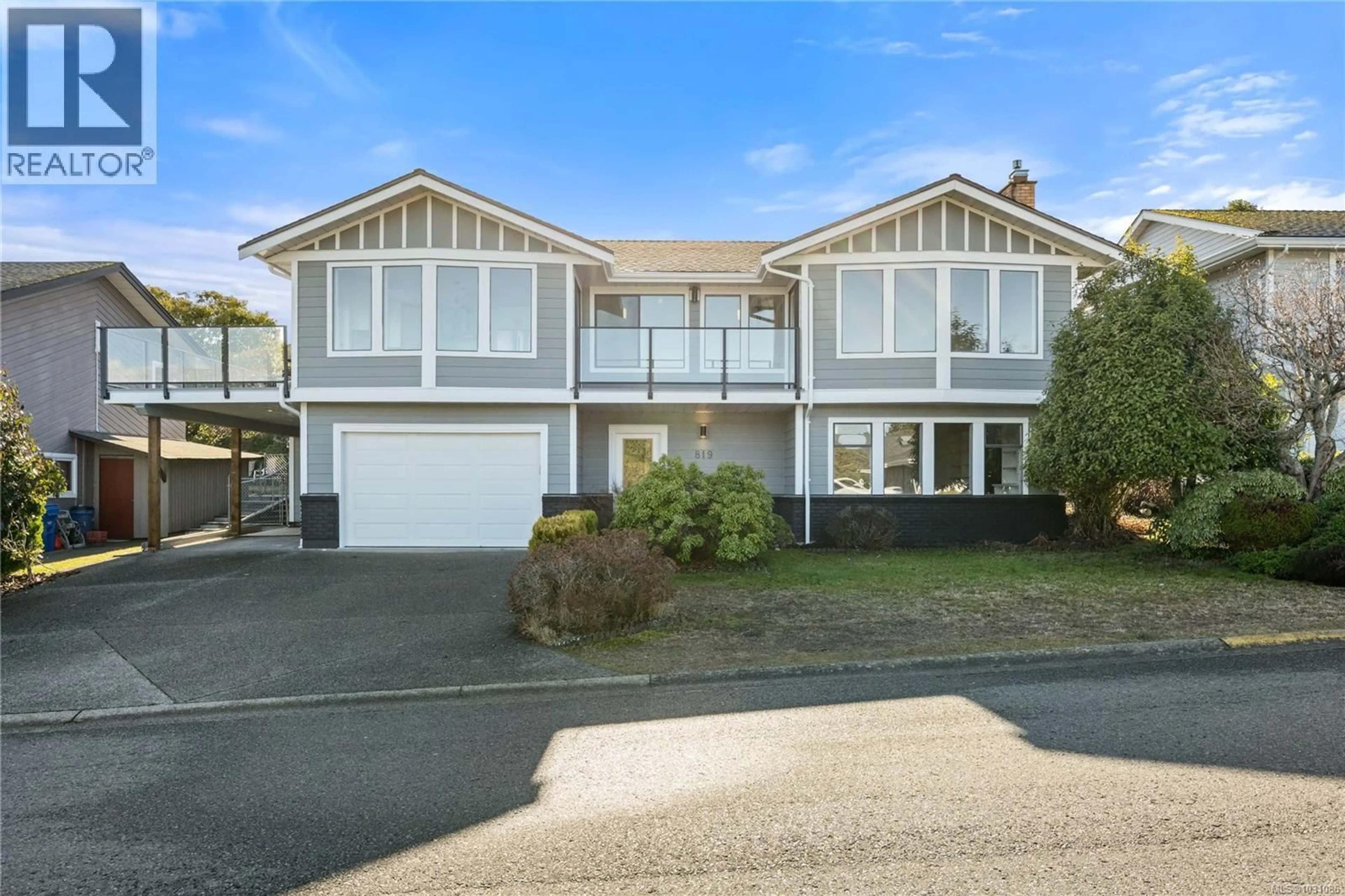 A pic from outside/outdoor area/front of a property/back of a property/a pic from drone, street for 819 ATHENA PLACE, Nanaimo British Columbia V9V1B9