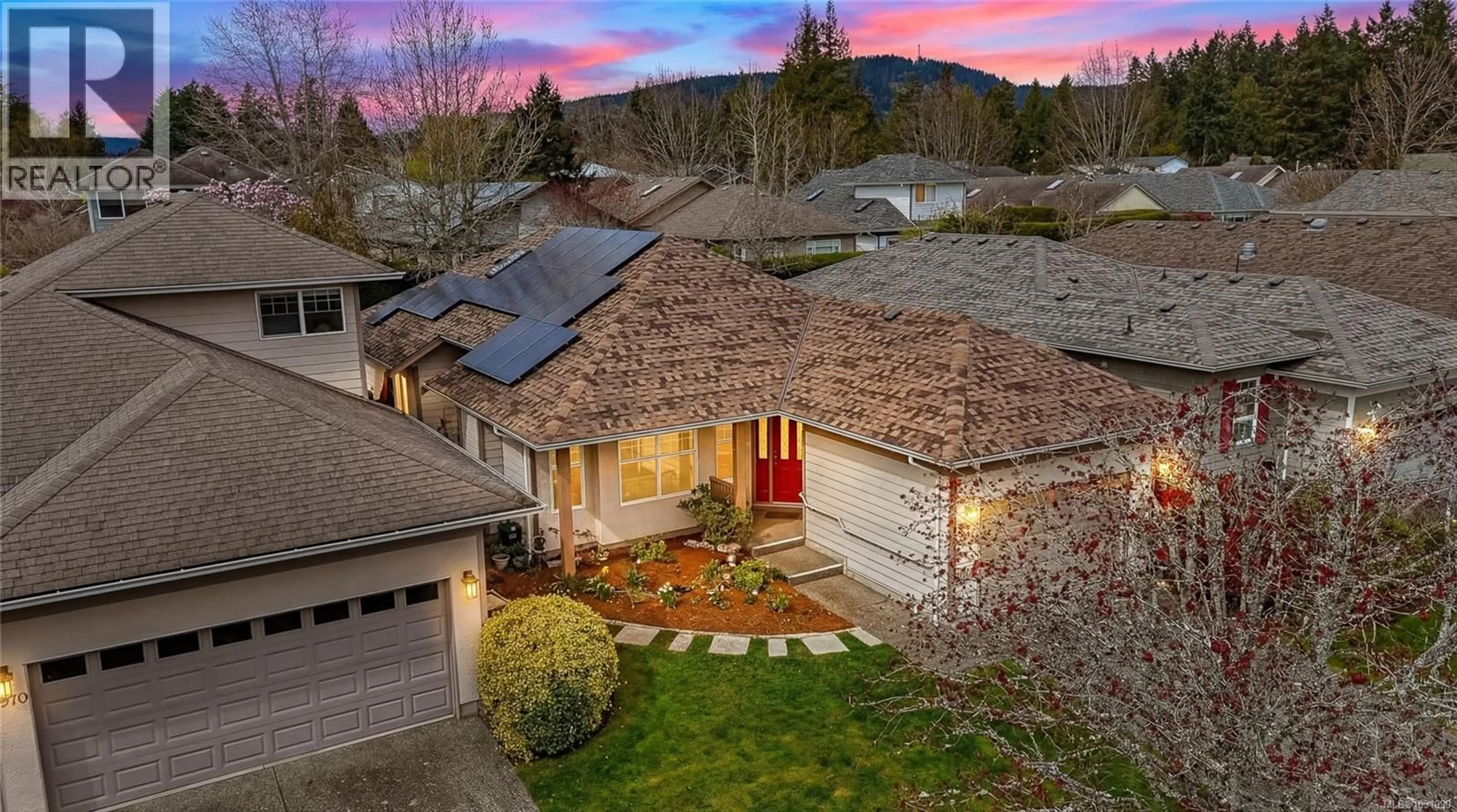 A pic from outside/outdoor area/front of a property/back of a property/a pic from drone, mountain view for 7972 POLO PARK CRESCENT, Central Saanich British Columbia V8M2J2