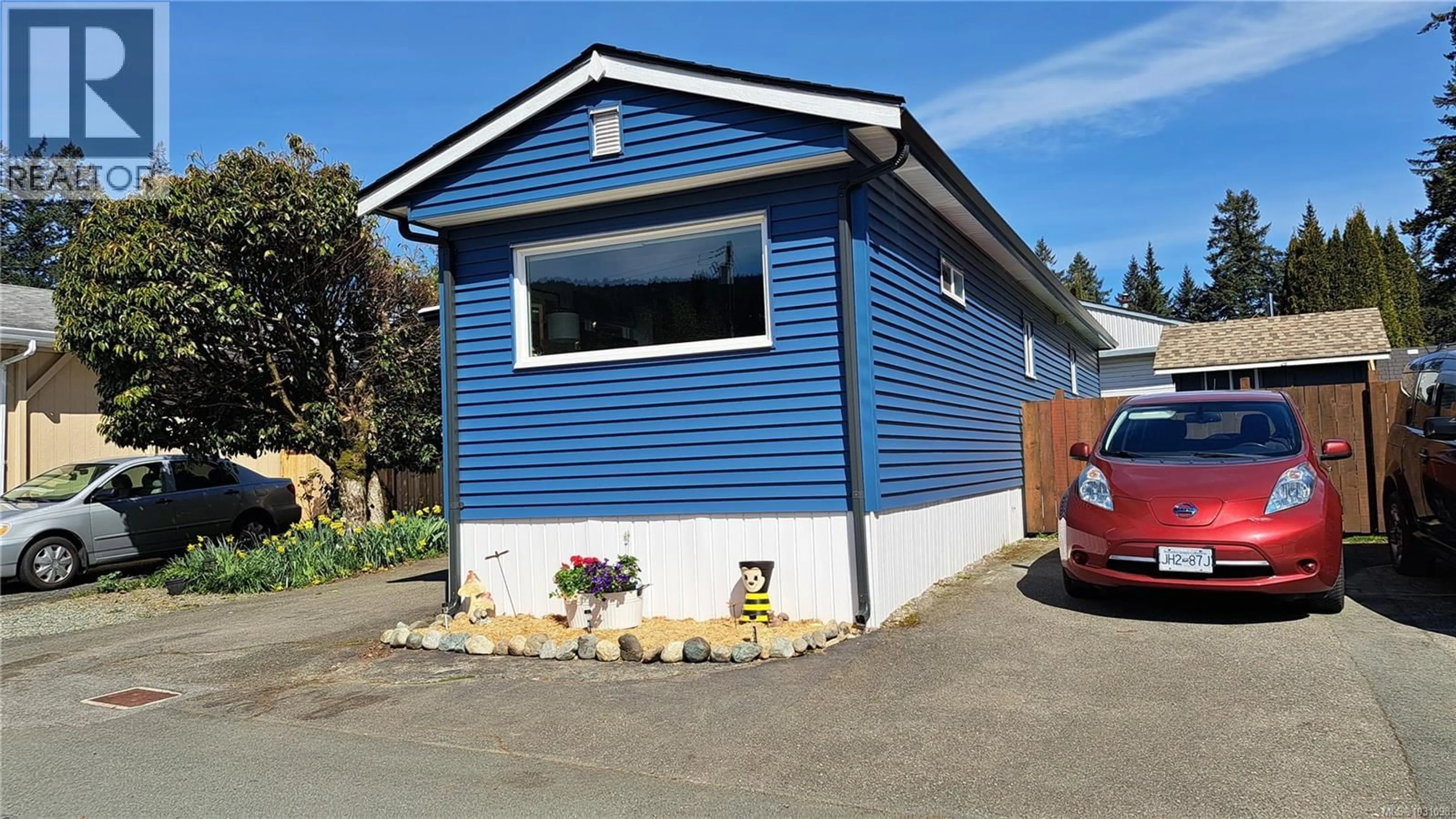 Home with vinyl exterior material, street for 29 - 2911 SOOKE LAKE ROAD, Langford British Columbia V9B4R5