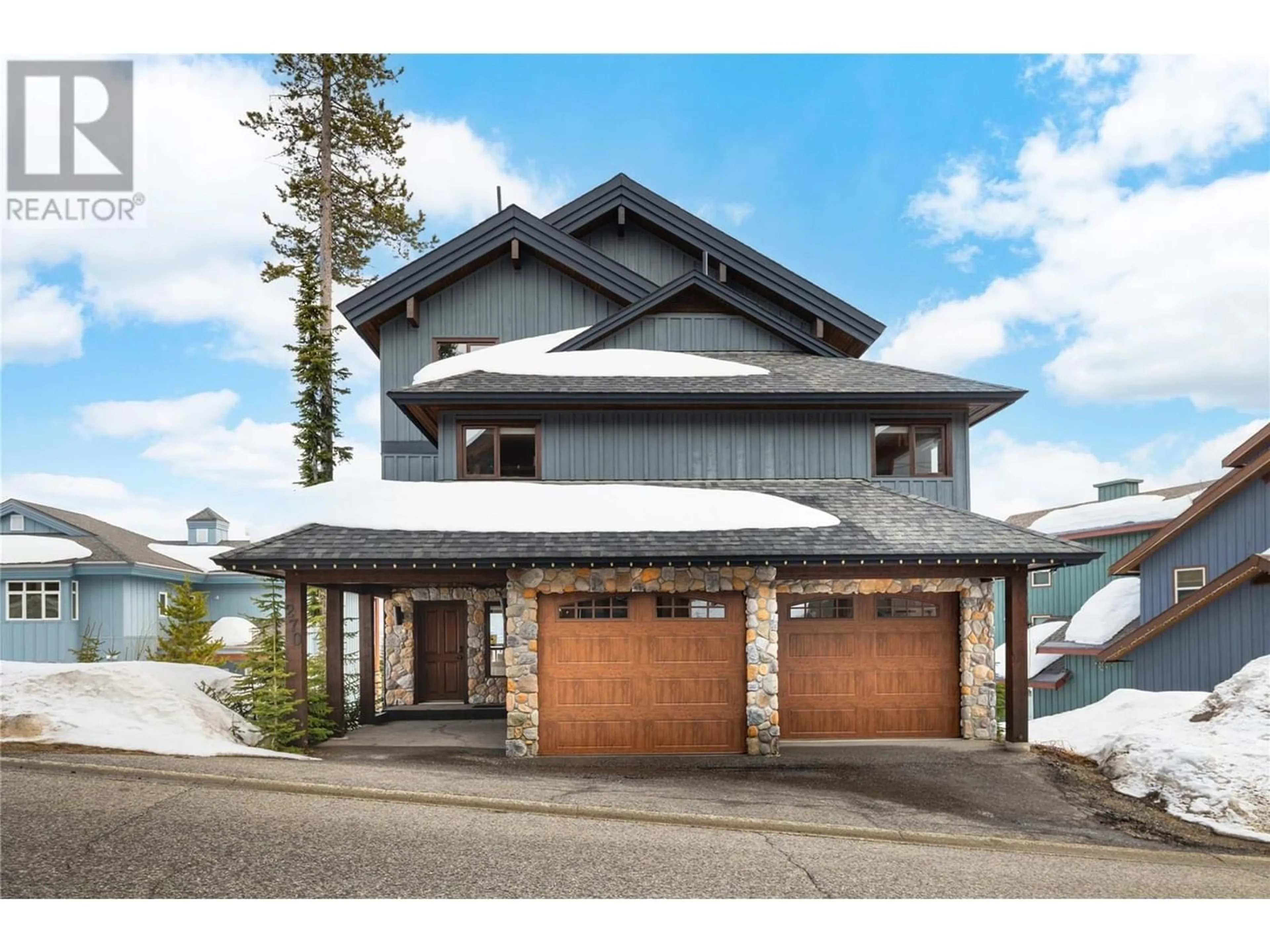 Frontside or backside of a home for 270 Moonshine Crescent, Big White British Columbia V0H1A0