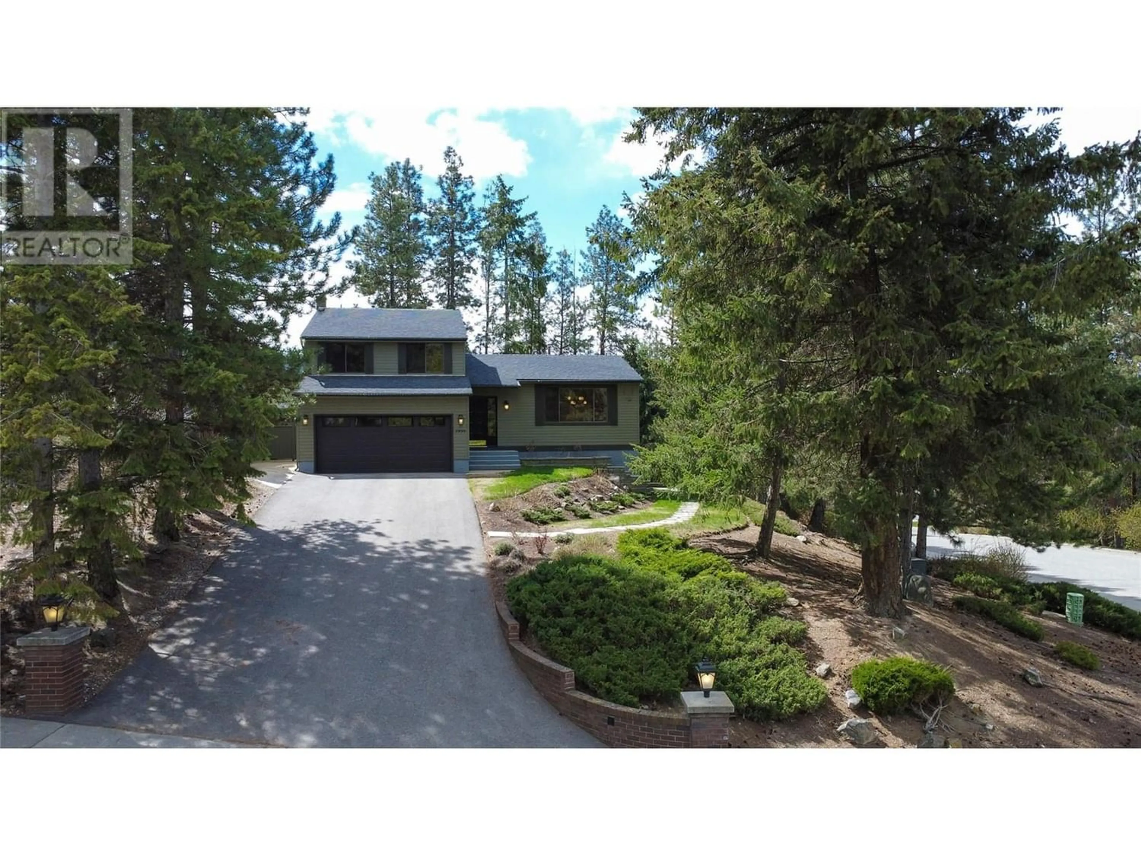 Outside view for 3999 Eastwood Court, Kelowna British Columbia V1W4E8