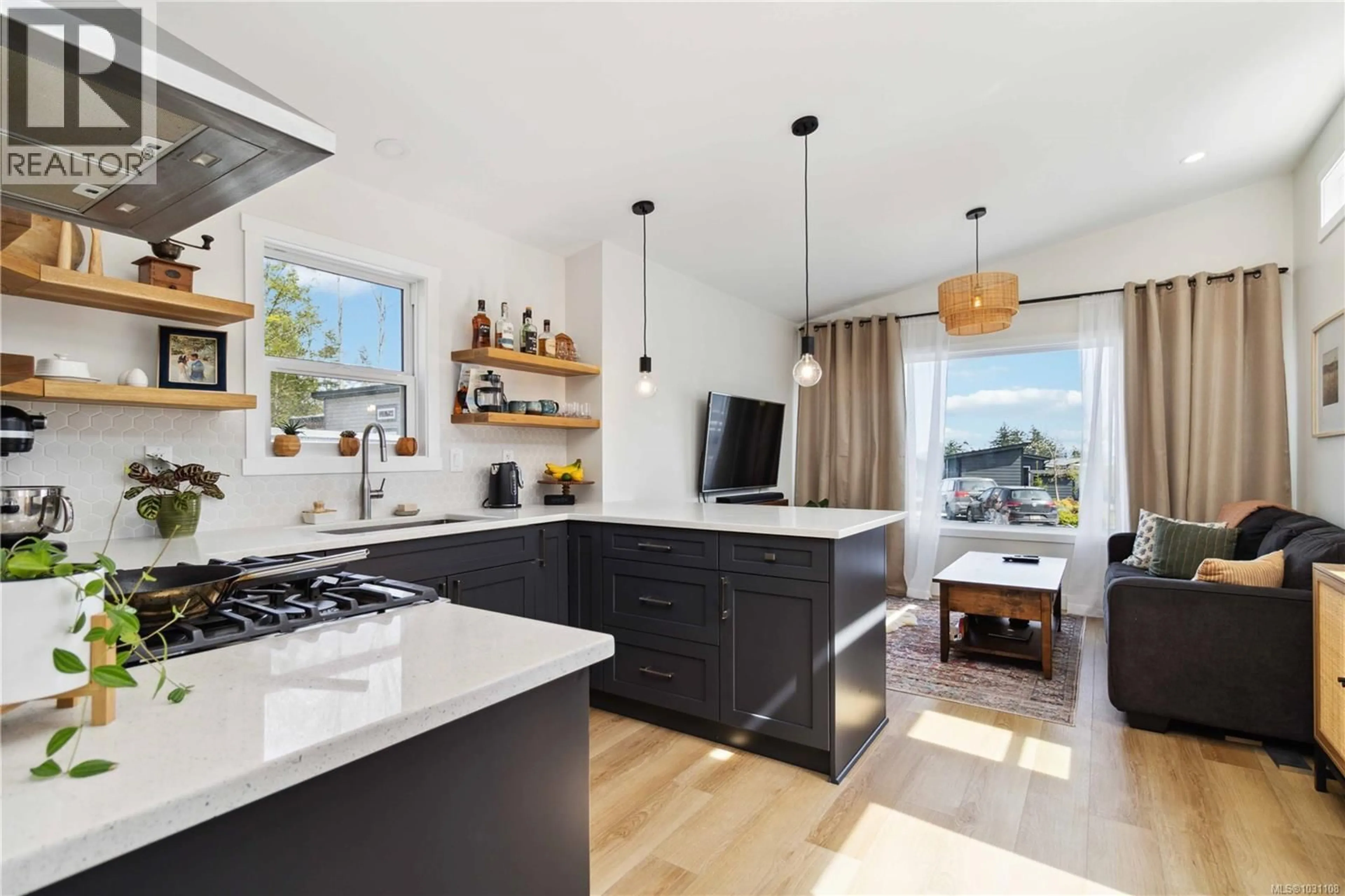 Open concept kitchen, unknown for 504 - 747 OLD PLACE ROAD, Central Saanich British Columbia V8M0C3