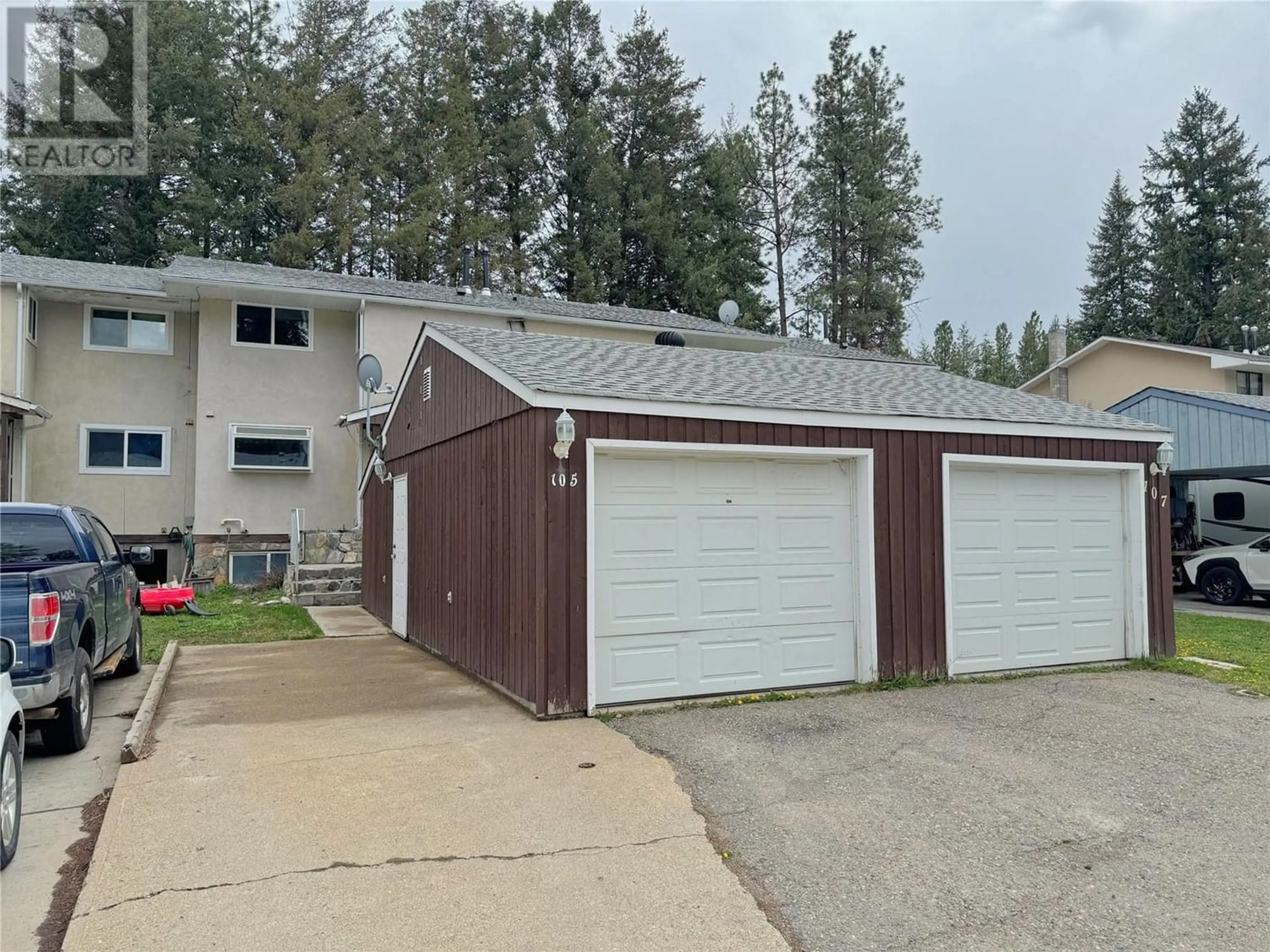 Frontside or backside of a home for 105 Ridgewood Drive, Princeton British Columbia V0X1W0