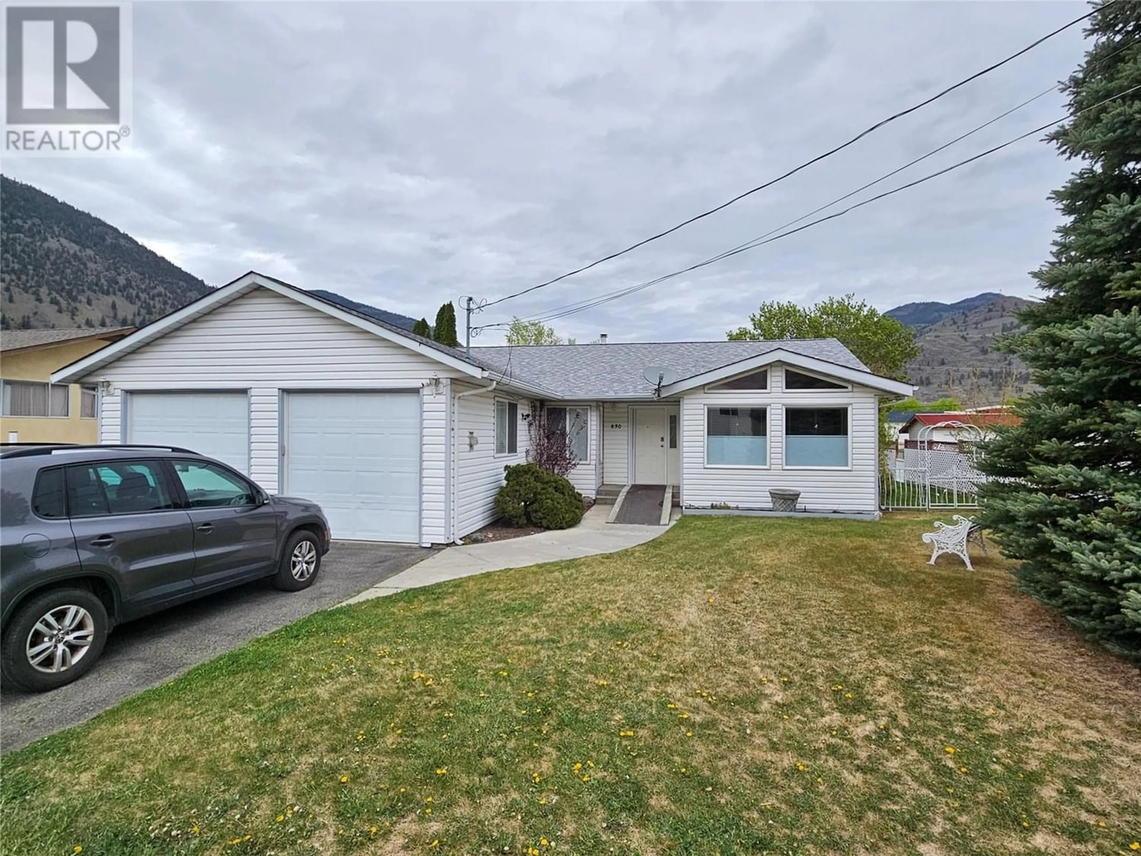 Frontside or backside of a home for 830 3rd Avenue, Keremeos British Columbia V0X1N2