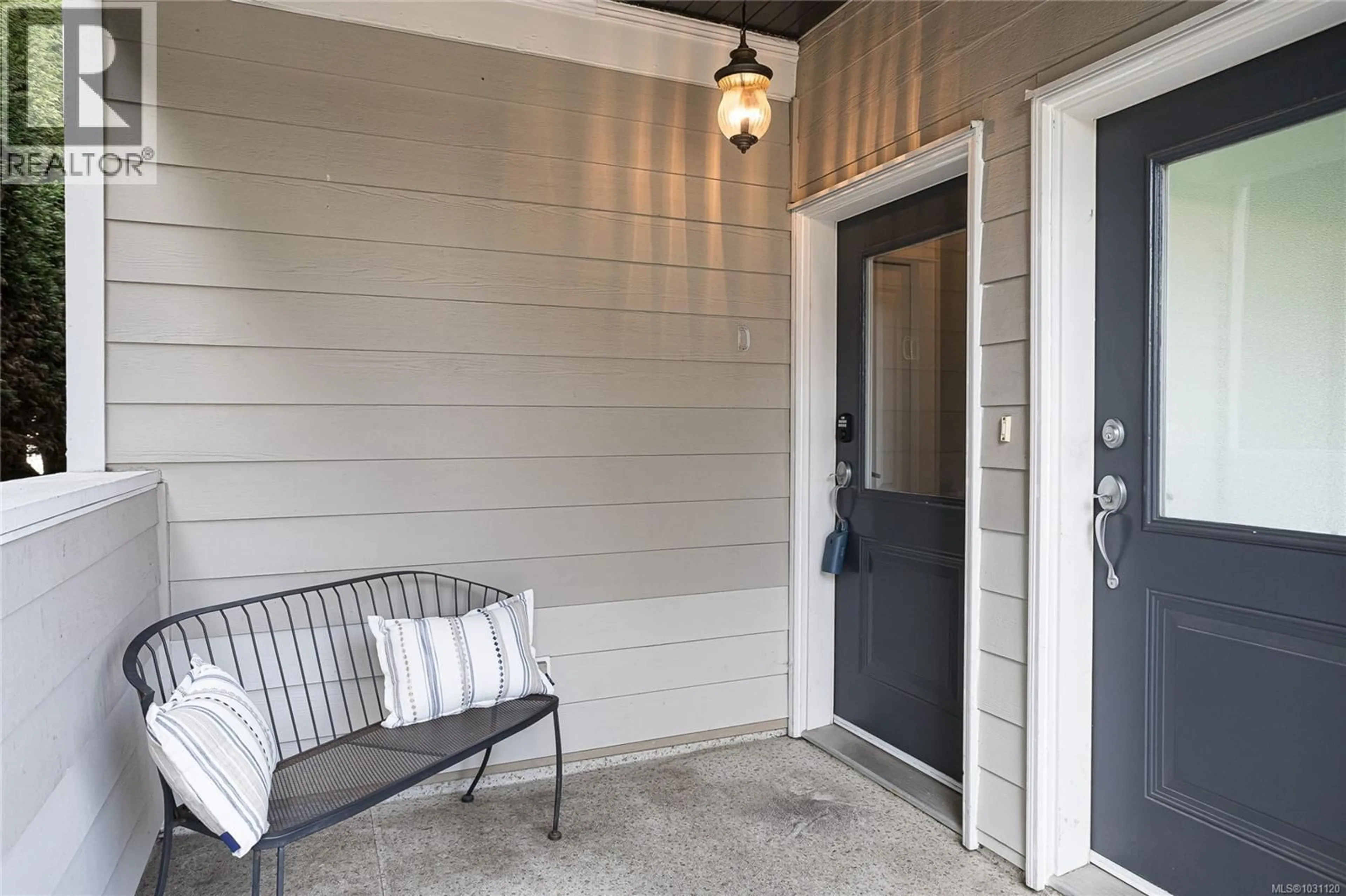 Indoor entryway for D - 1216 STYLES STREET, Victoria British Columbia V9A3Z5
