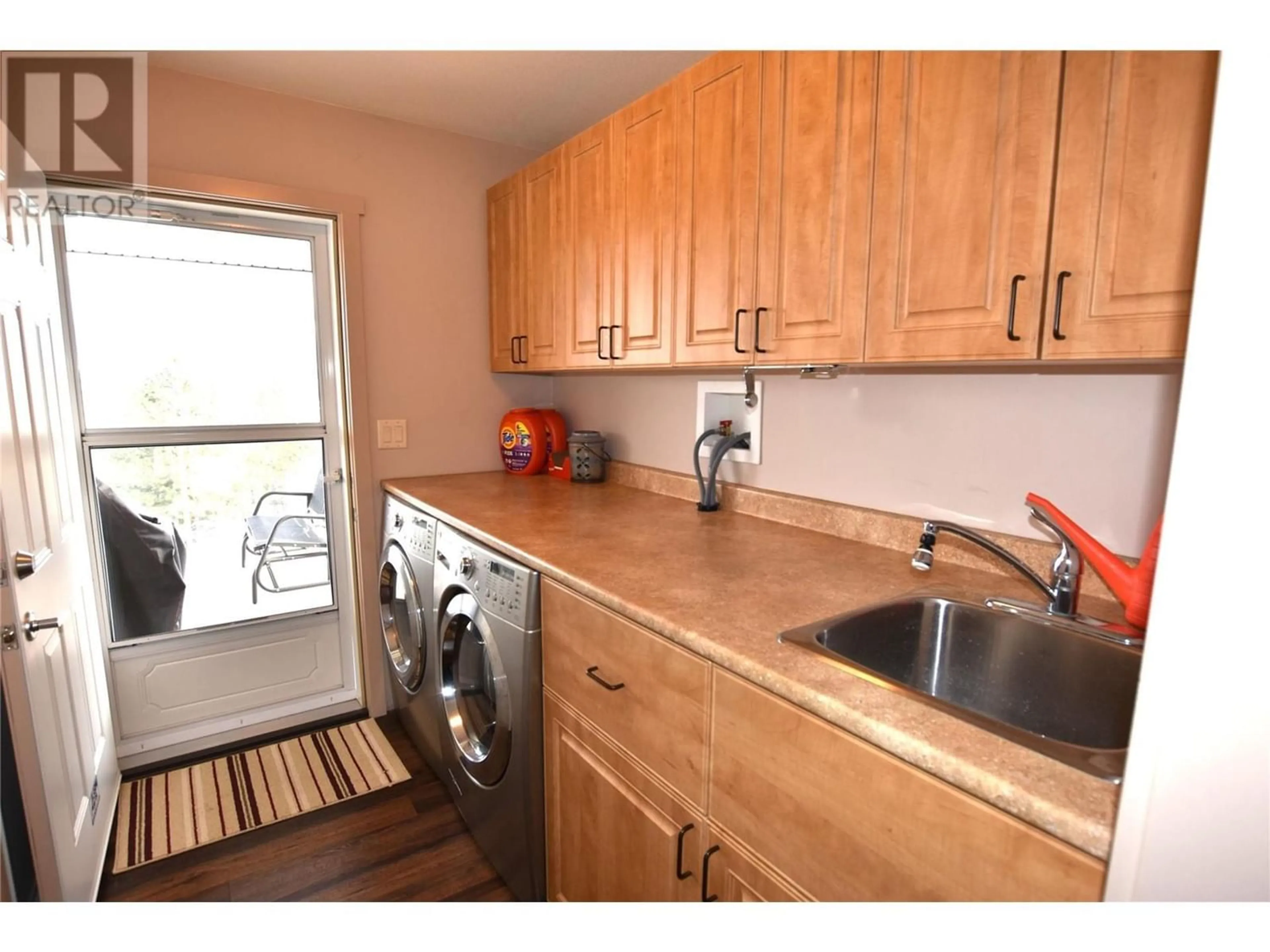Standard kitchen for 9510 Highway 97 Unit# 84, Vernon British Columbia V1H1R8