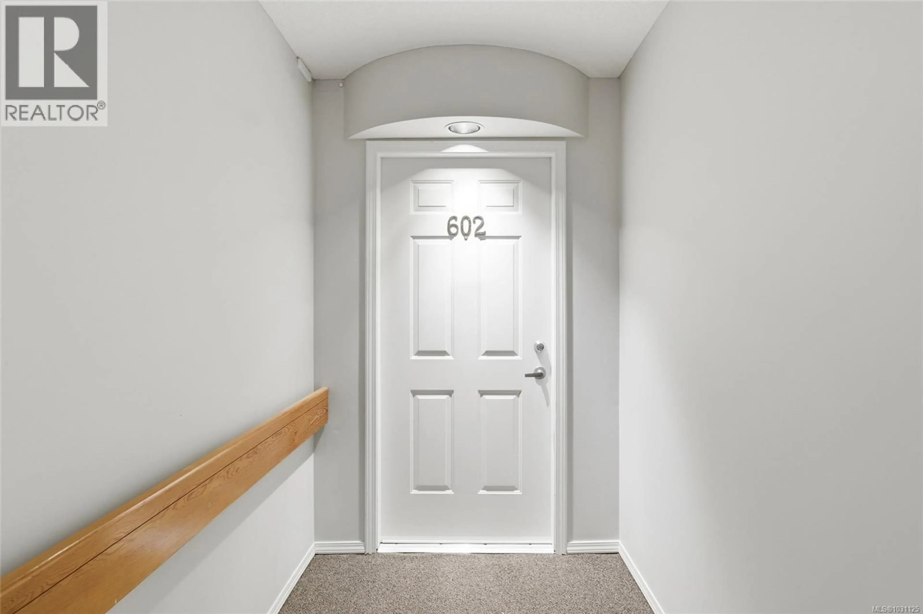 Indoor entryway for 602 - 265 MILLS STREET, Parksville British Columbia V9P2N5