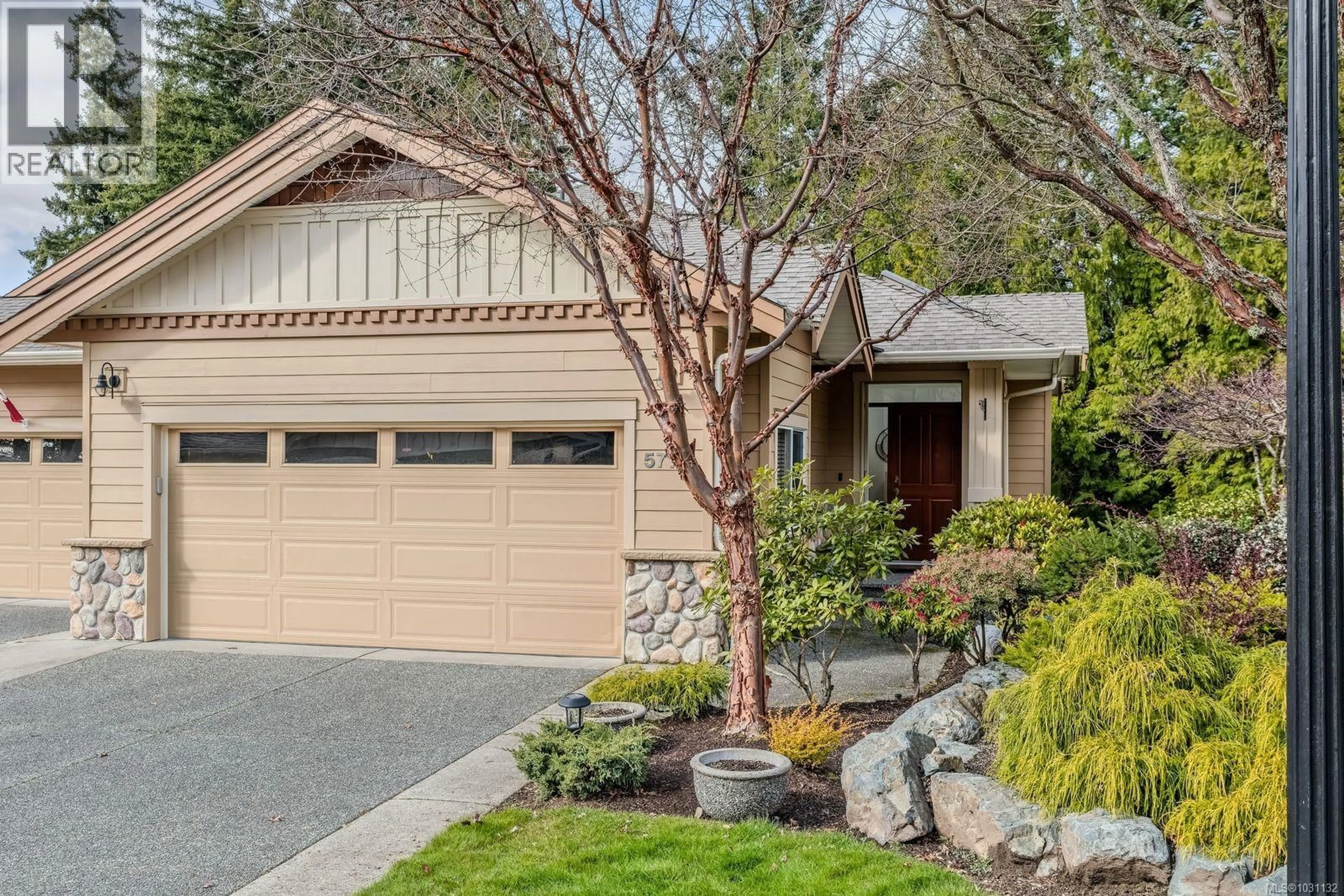 Home with vinyl exterior material, street for 5770 GARNET PLACE, Nanaimo British Columbia V9V1N7