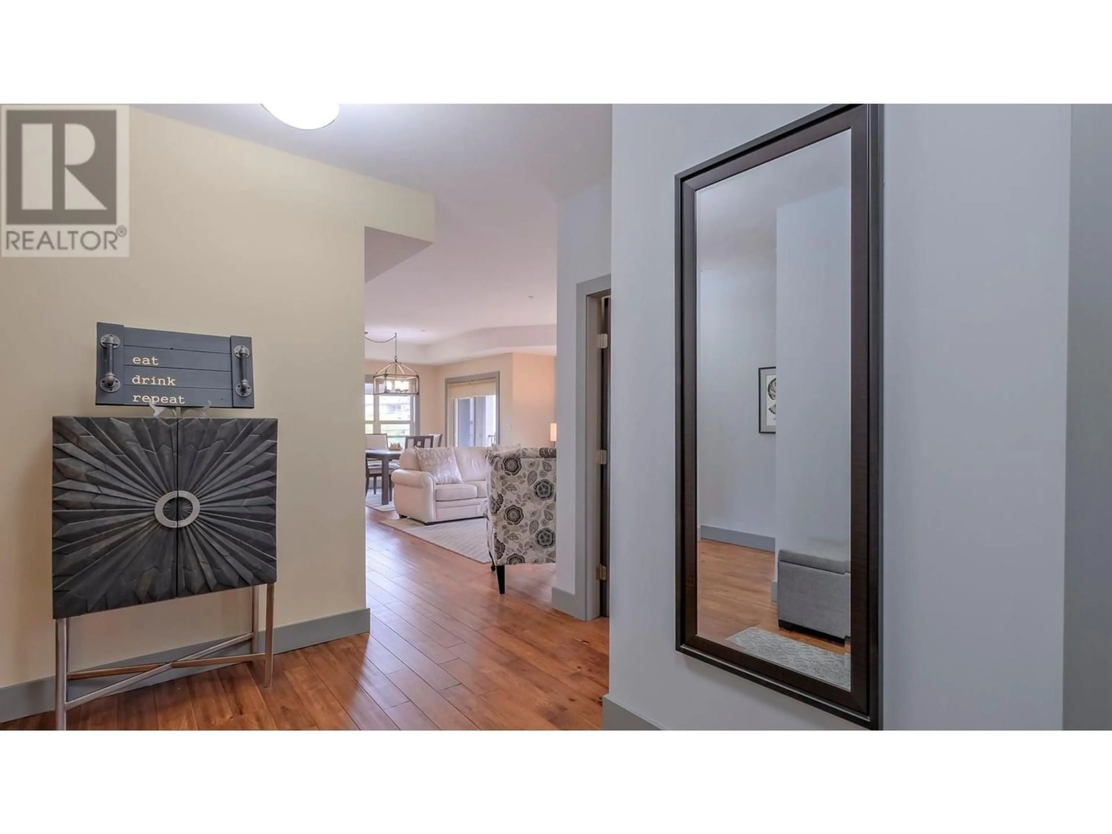 Indoor entryway for 250 WATERFORD Avenue Unit# 203, Penticton British Columbia V2A3T8