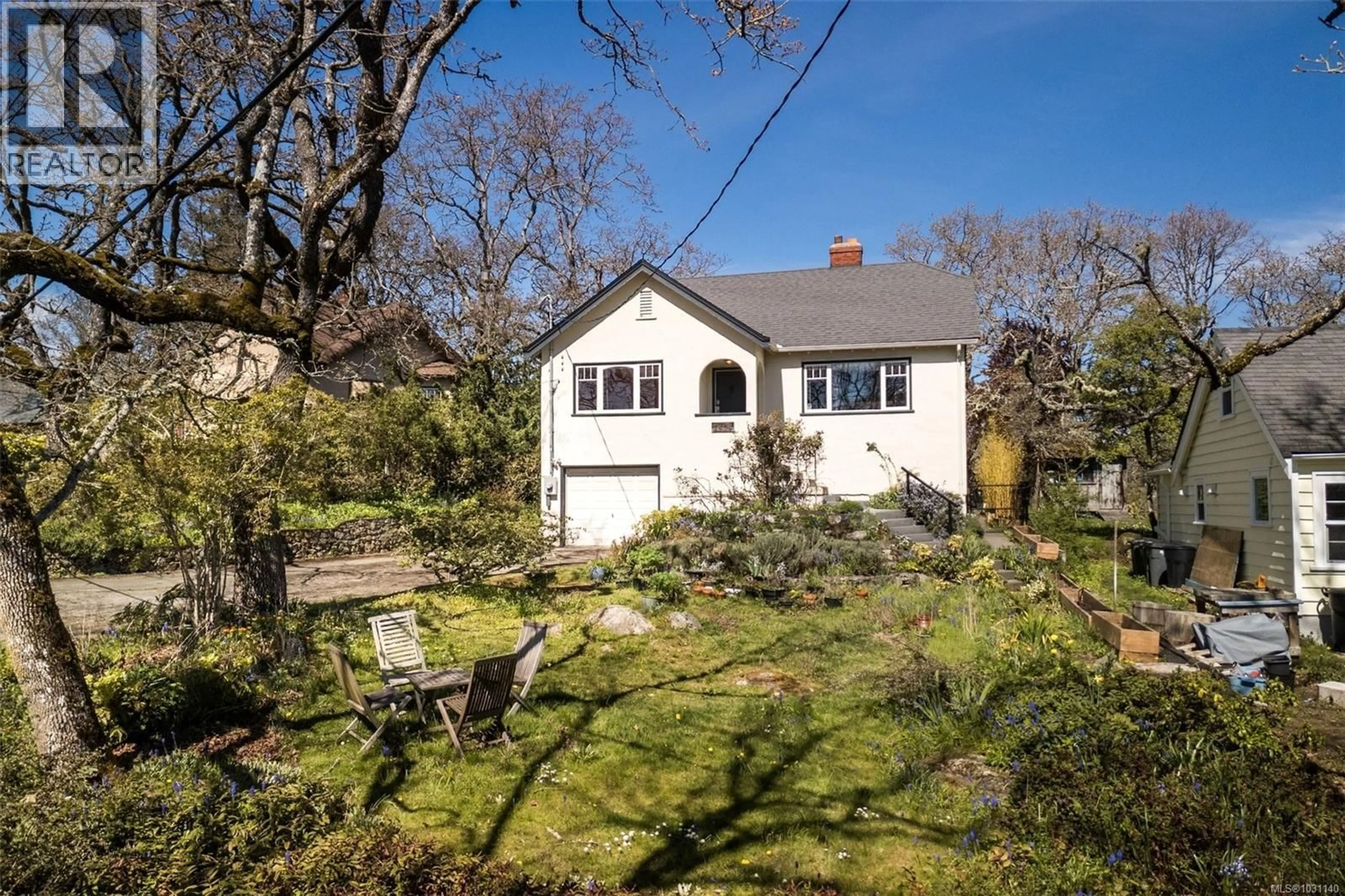 A pic from outside/outdoor area/front of a property/back of a property/a pic from drone, street for 3404 CONNORTON LANE, Saanich British Columbia V8P3K1