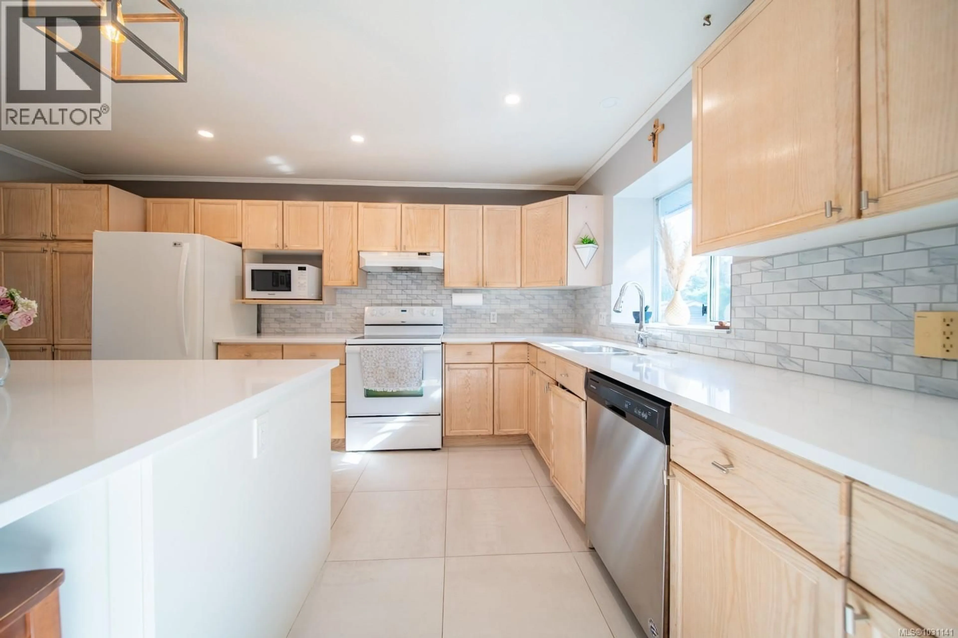 Unknown for 5668 RUTHERFORD ROAD, Nanaimo British Columbia V9T6R2