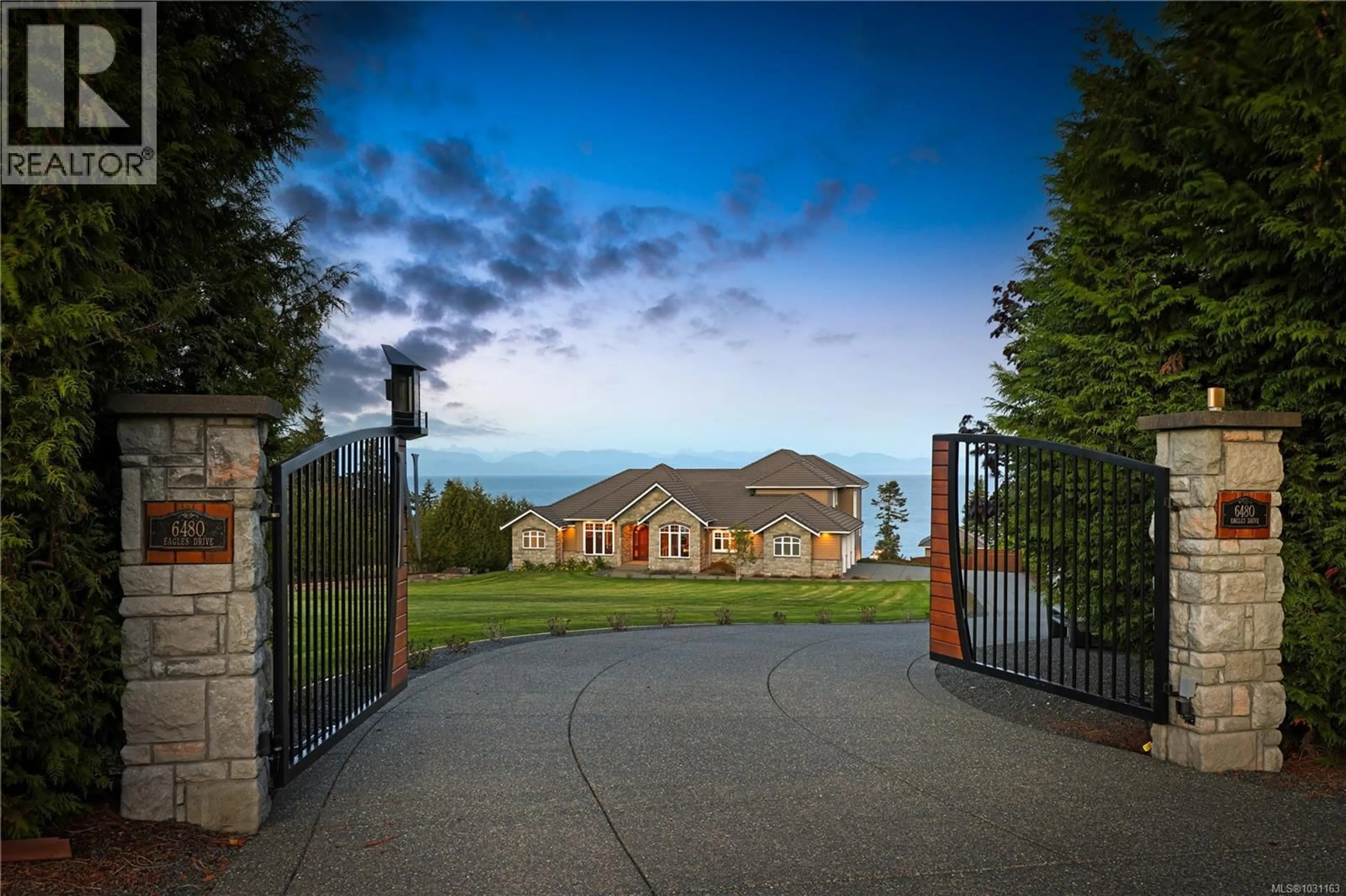 Unknown for 6480 EAGLES DRIVE, Courtenay British Columbia V9J1V3