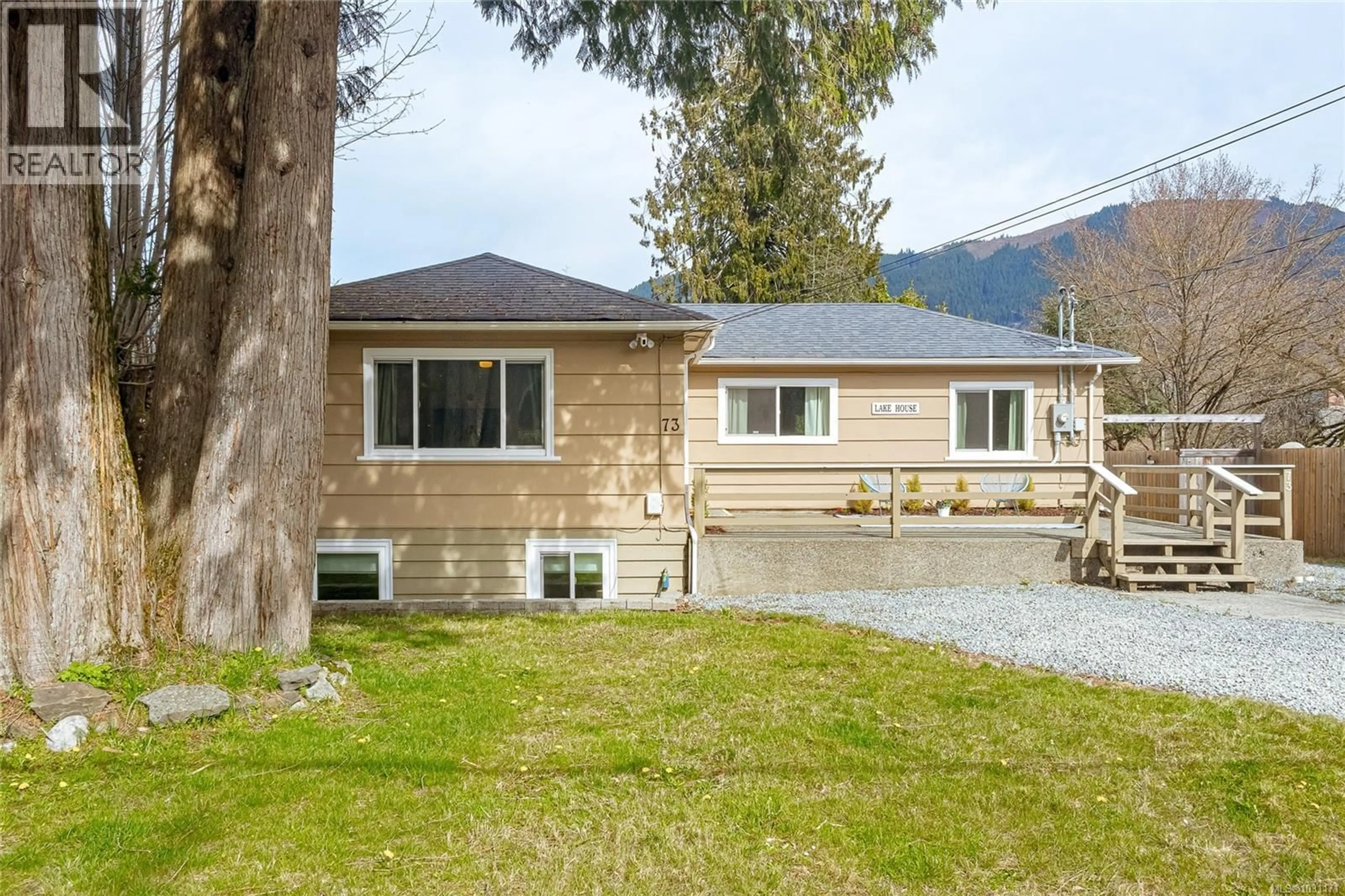 Home with vinyl exterior material, mountain view for 73 COWICHAN AVENUE WEST, Lake Cowichan British Columbia V0R2G1