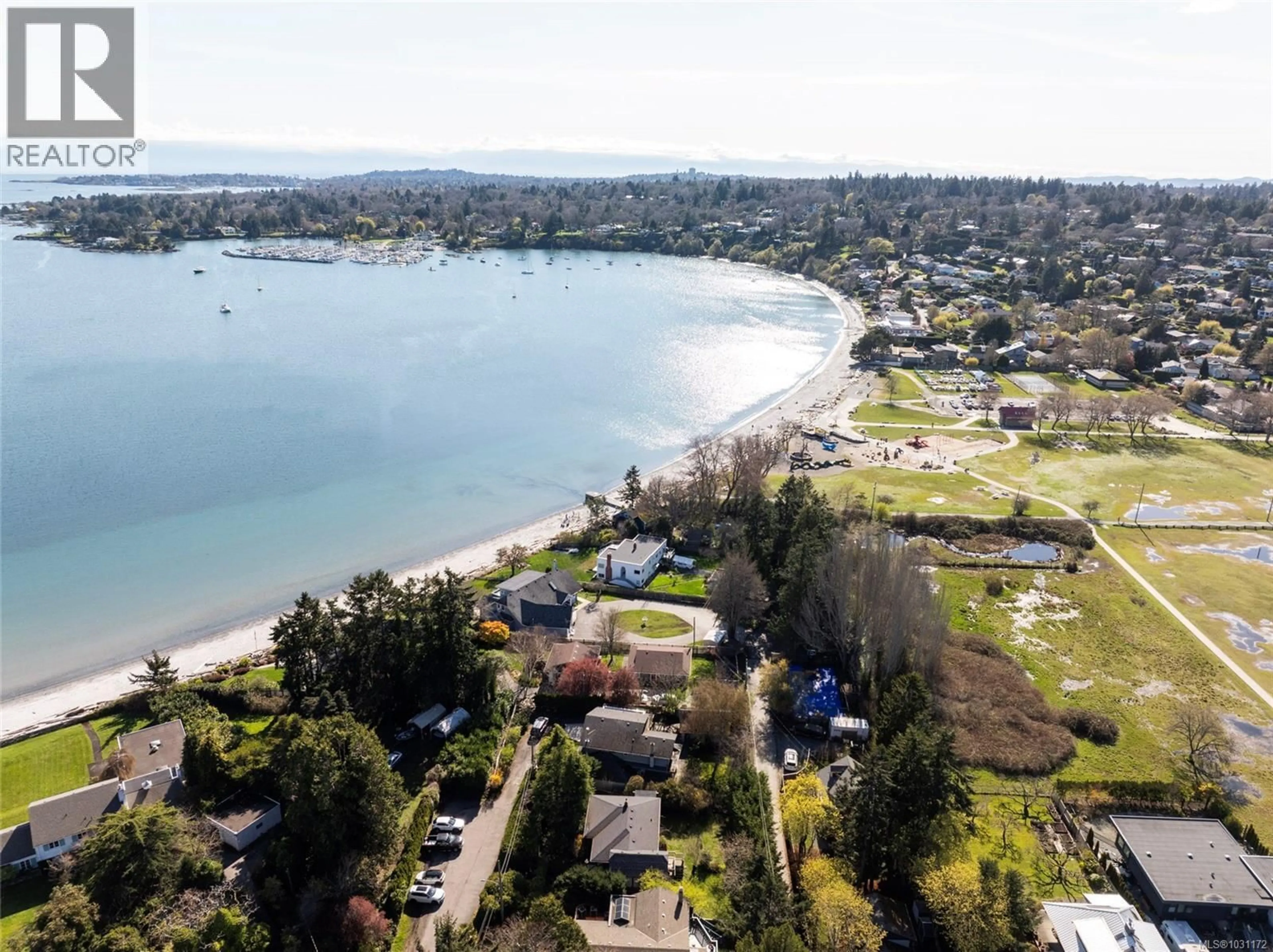 A pic from outside/outdoor area/front of a property/back of a property/a pic from drone, water/lake/river/ocean view for 3870 SEACROFT PLACE, Saanich British Columbia V8N4H1