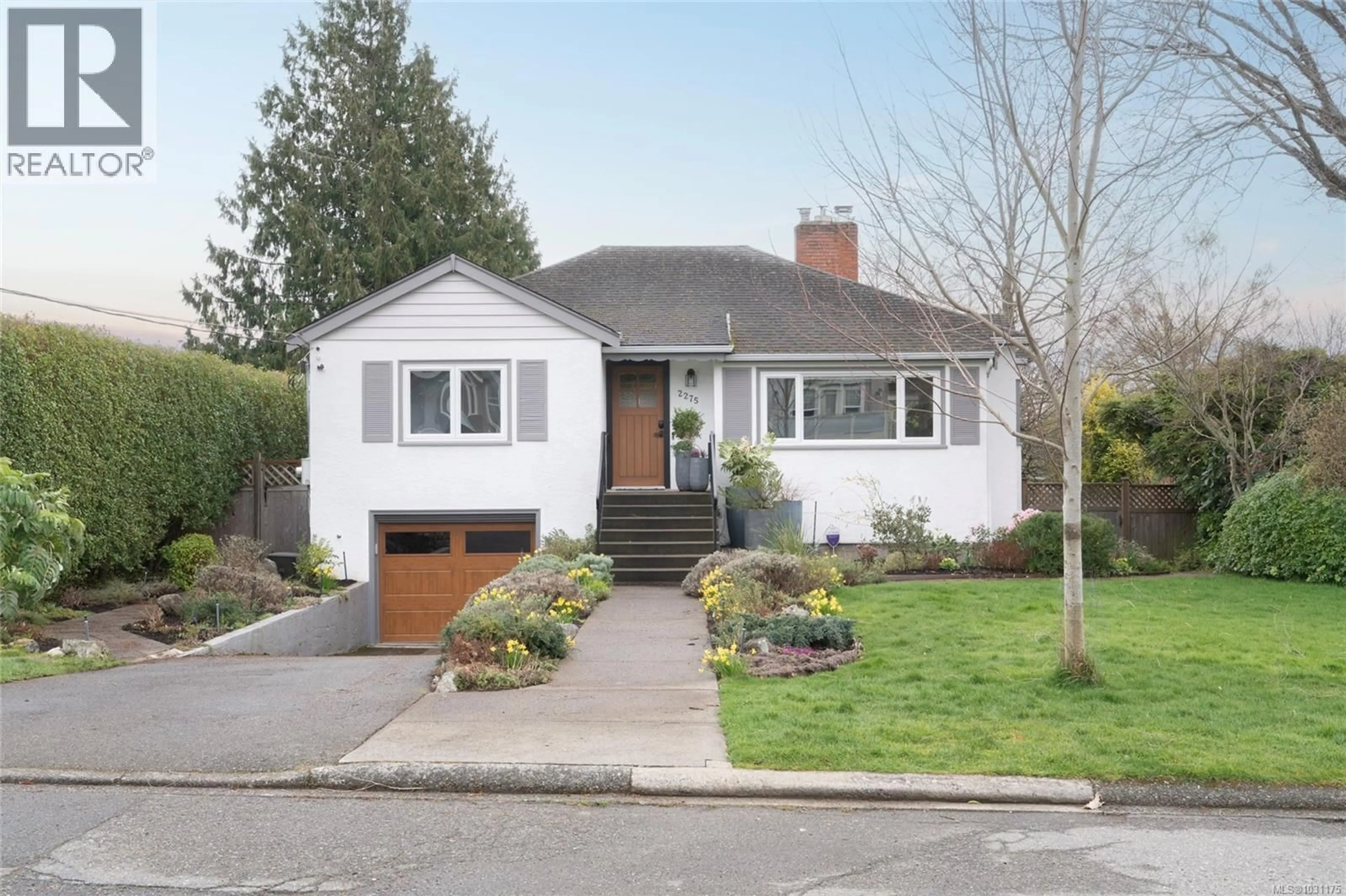 Home with vinyl exterior material, street for 2275 ALLENBY STREET, Oak Bay British Columbia V8R3C4