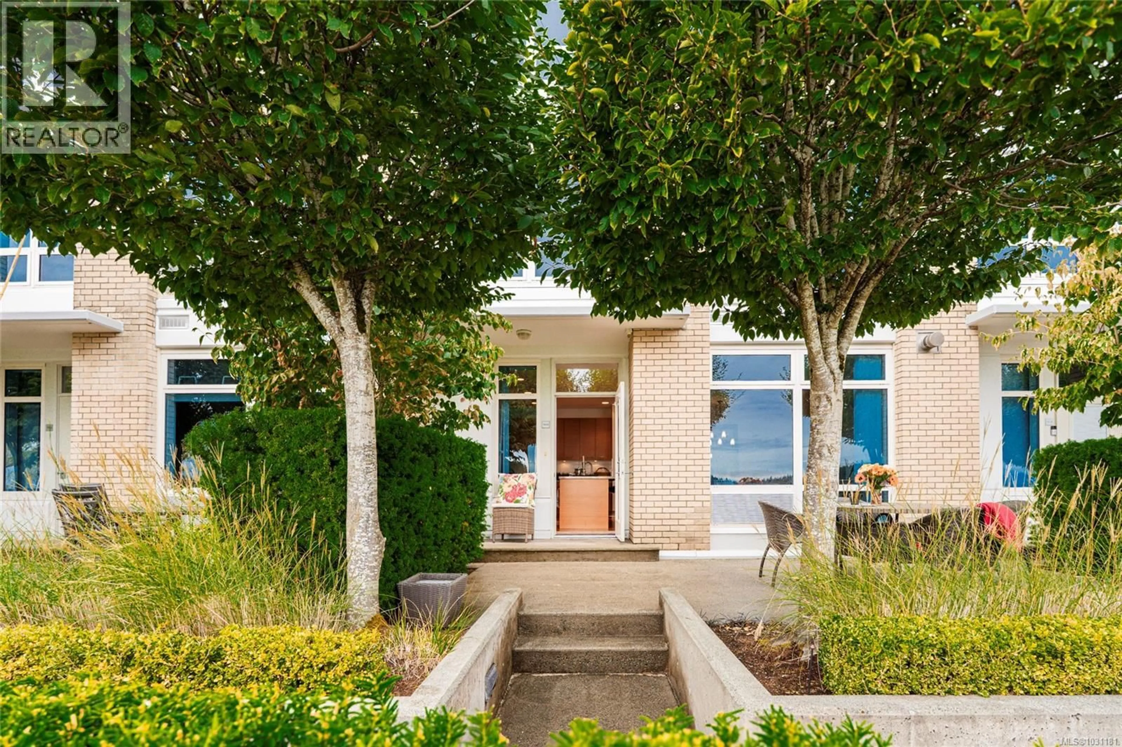 Unknown for 12 - 38 FRONT STREET, Nanaimo British Columbia V9R0B8