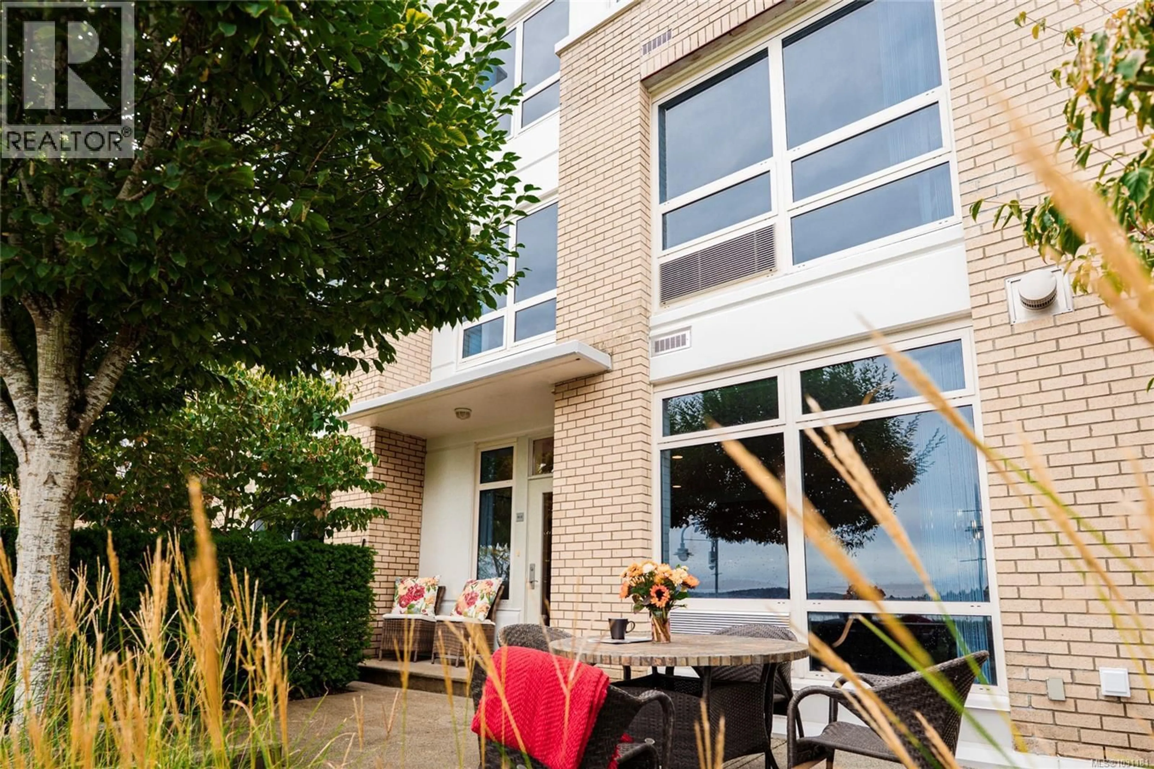 Patio, building for 12 - 38 FRONT STREET, Nanaimo British Columbia V9R0B8