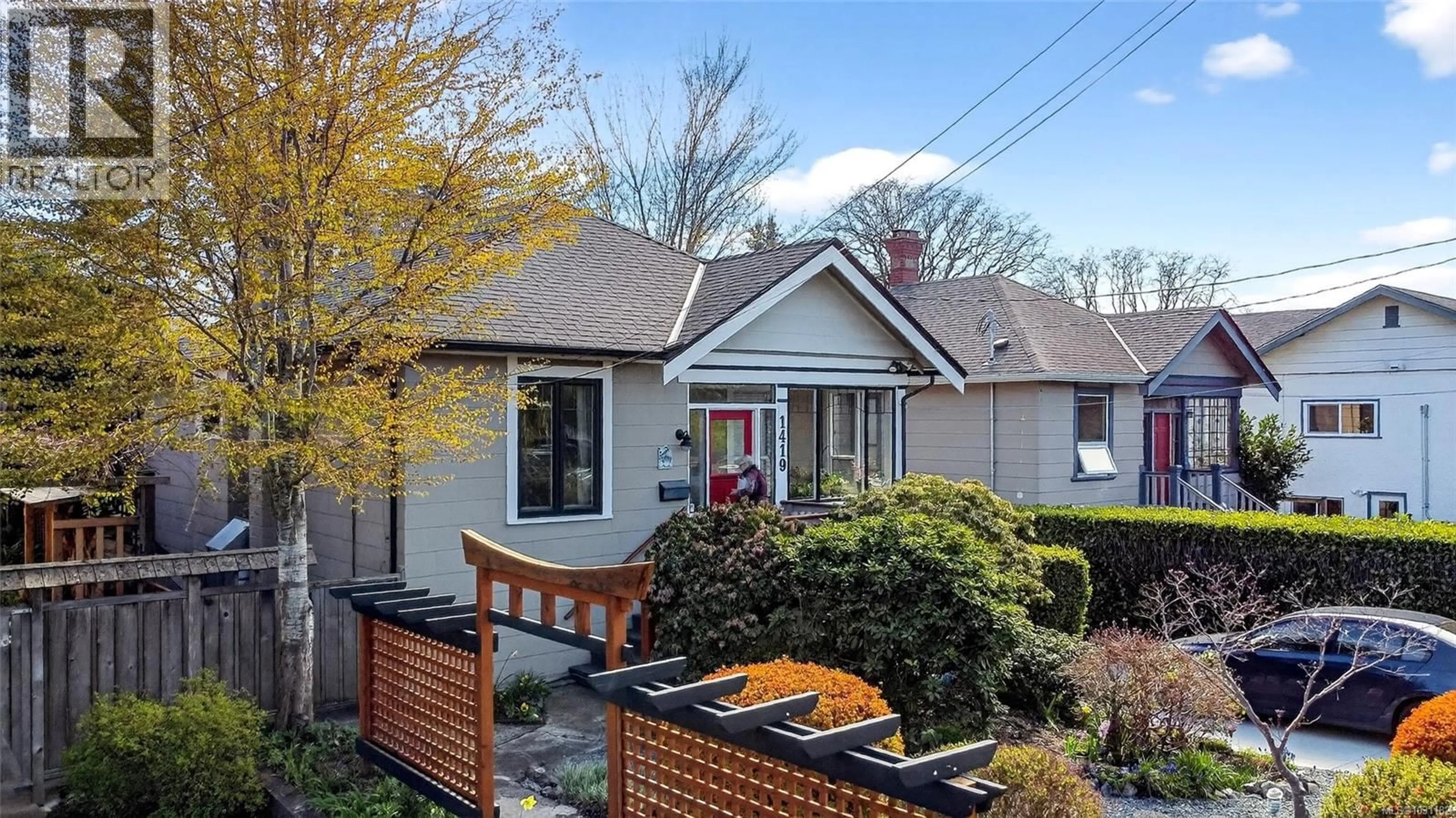 Home with brick exterior material, street for 1419 HAULTAIN STREET, Victoria British Columbia V8R2J6