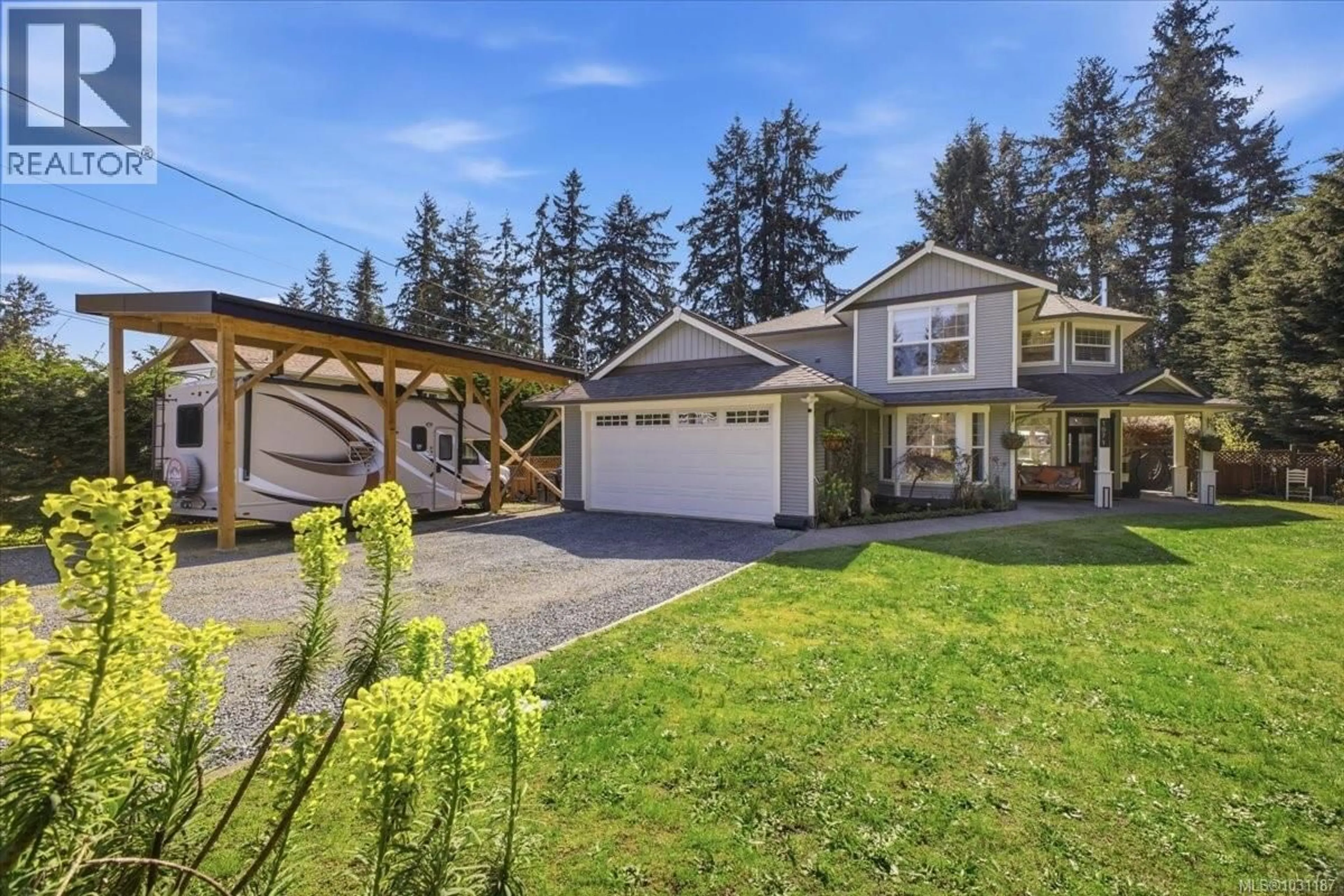 Home with vinyl exterior material, street for 1971 WOODRIDGE ROAD, Nanaimo British Columbia V9X1M2