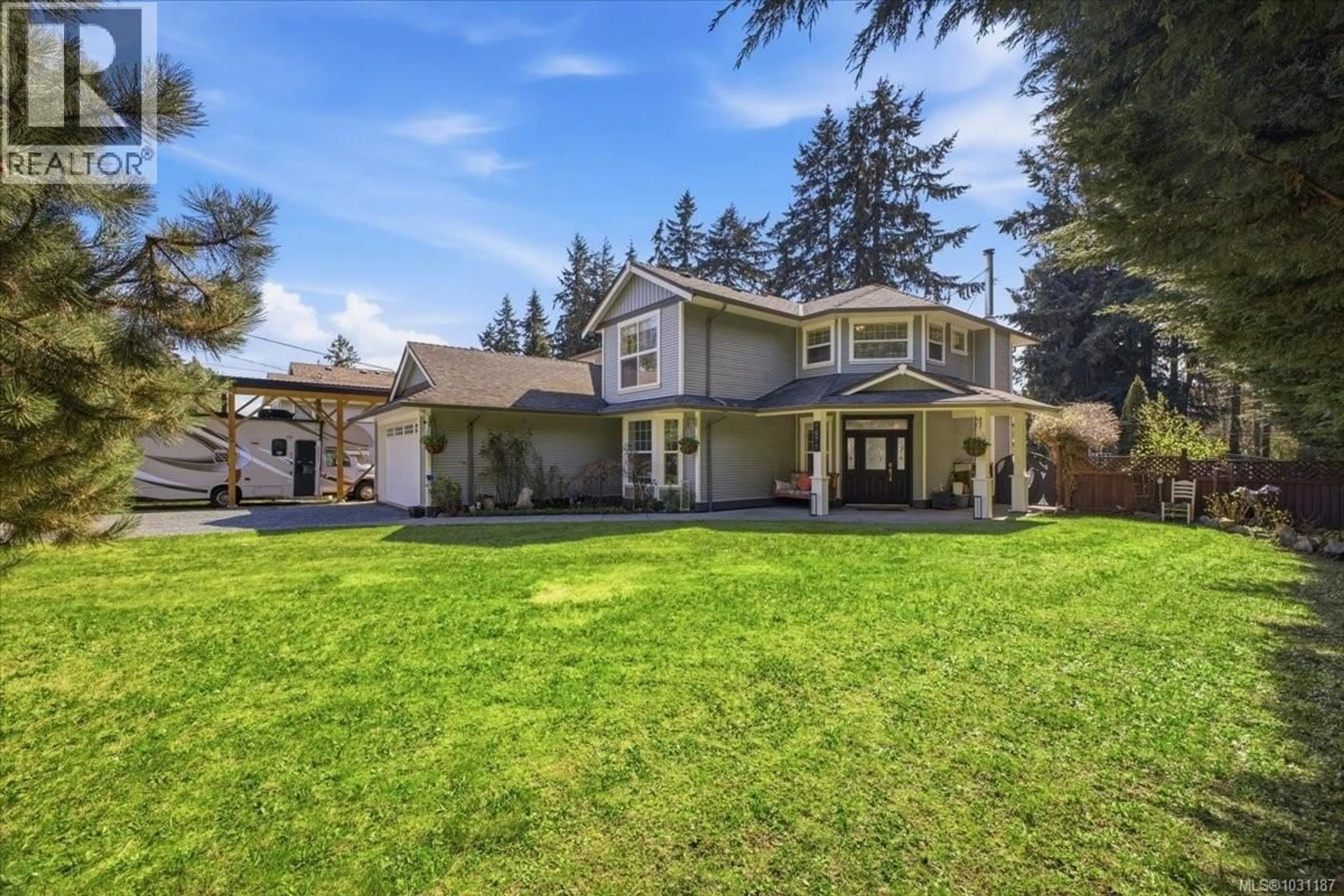 A pic from outside/outdoor area/front of a property/back of a property/a pic from drone, street for 1971 WOODRIDGE ROAD, Nanaimo British Columbia V9X1M2