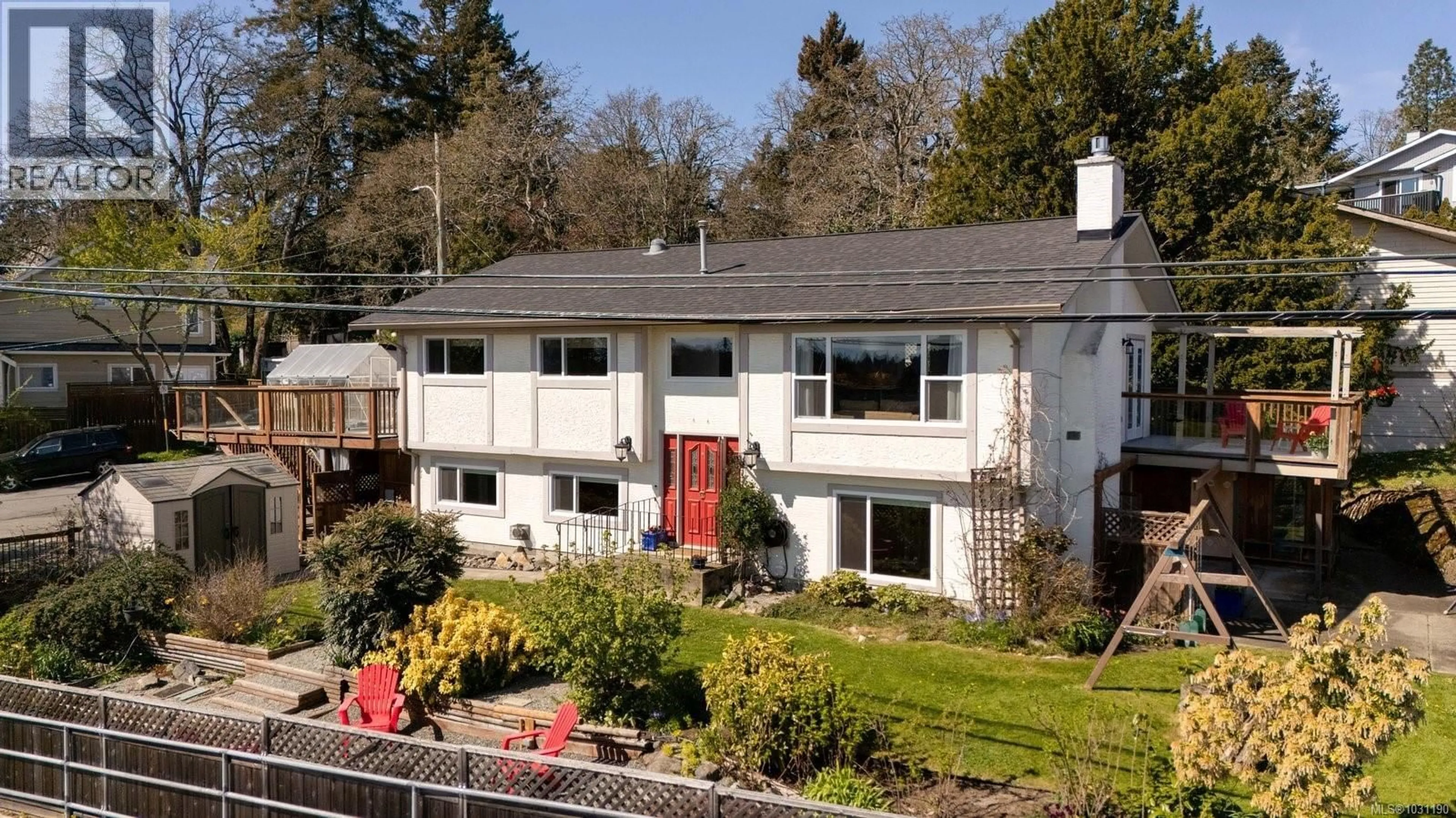 A pic from outside/outdoor area/front of a property/back of a property/a pic from drone, street for 381 MONTCALM AVENUE, Saanich British Columbia V8Z6R3