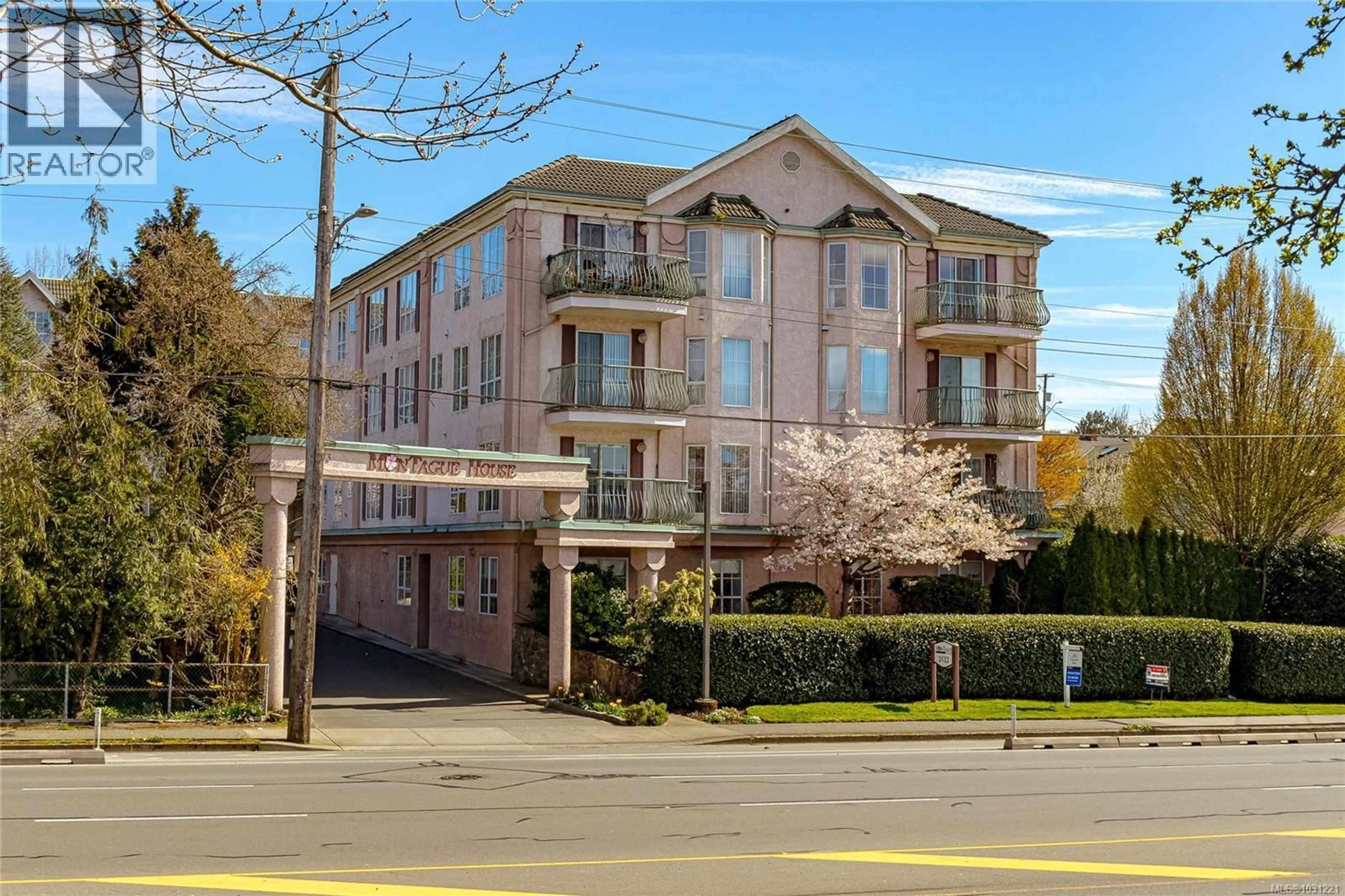 Unknown for 101 - 3133 TILLICUM ROAD, Saanich British Columbia V9A2B4