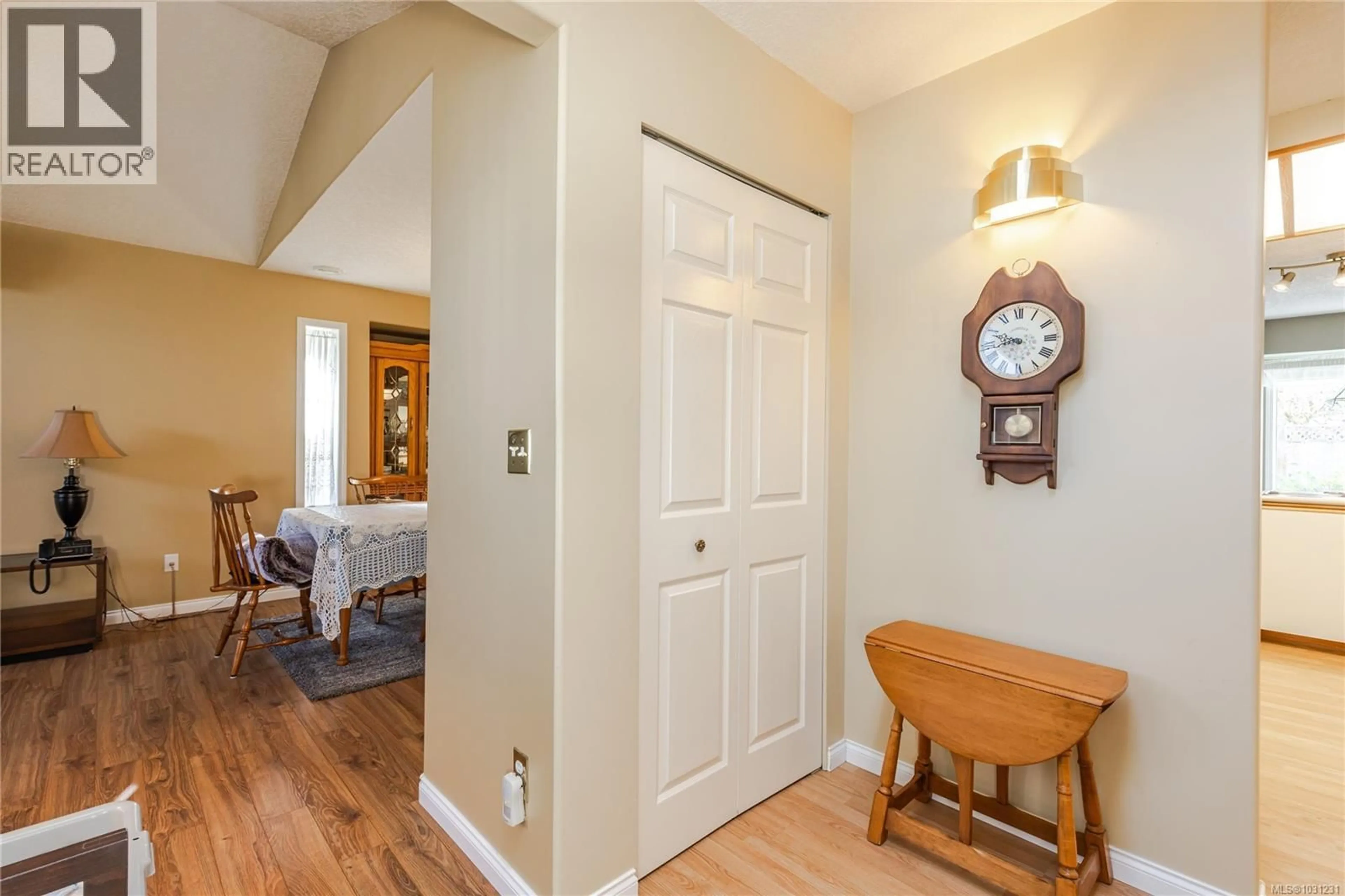 Indoor entryway for 5225 KAITLYNS WAY, Nanaimo British Columbia V9T5W1