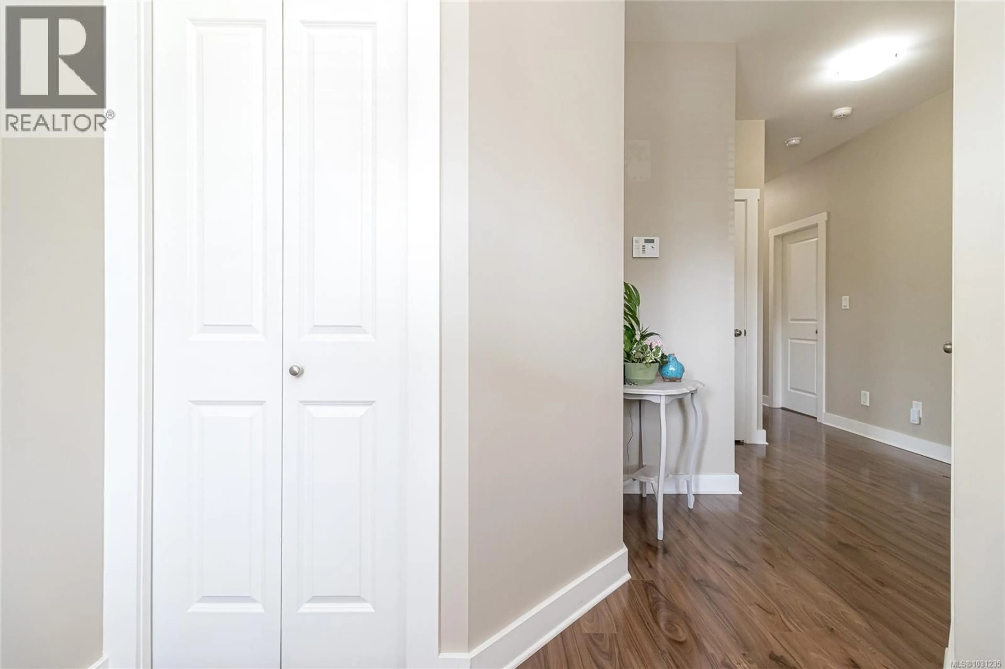 Indoor entryway for 1186 SIKORSKY ROAD, Langford British Columbia V9B0M7