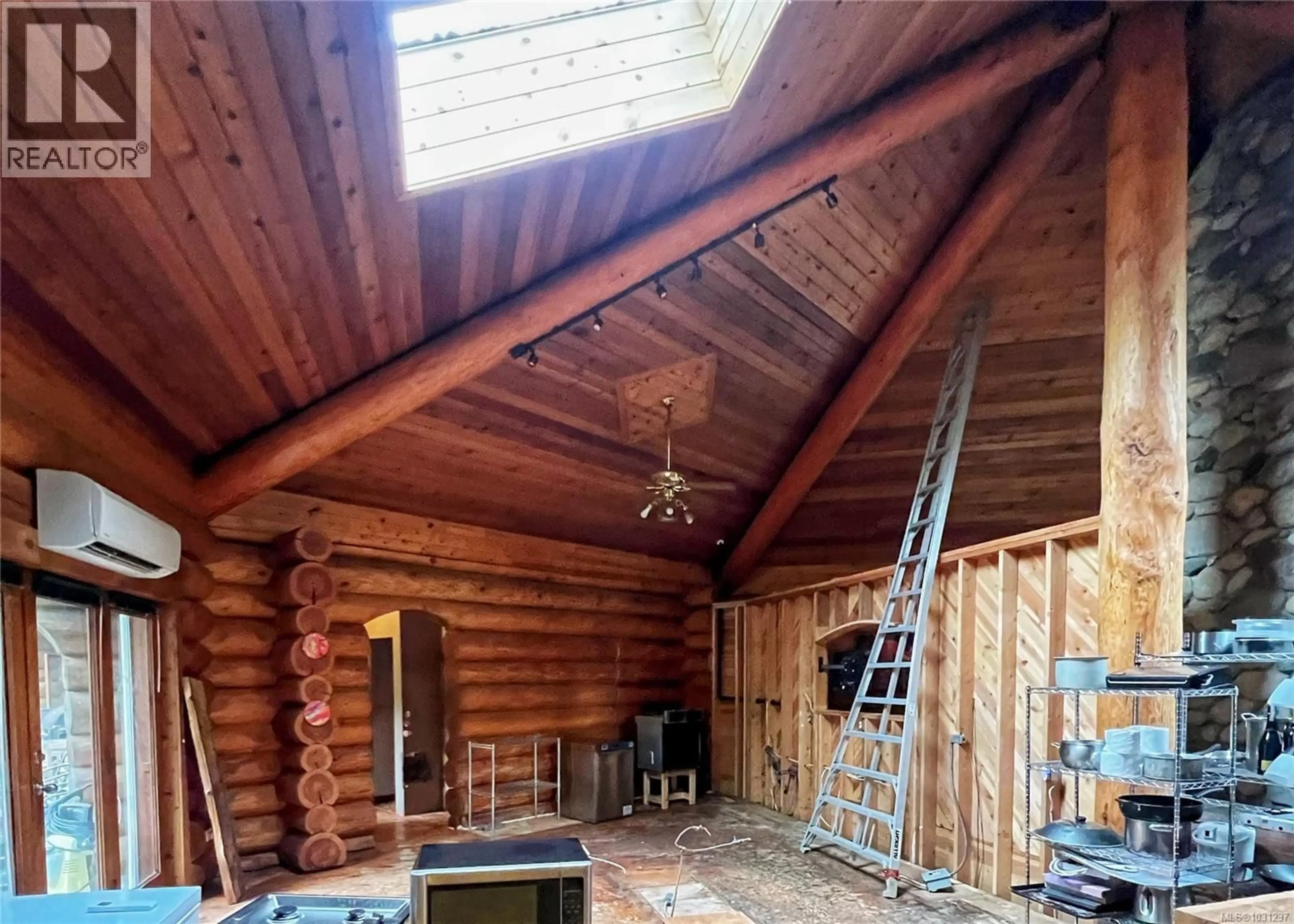 A pic of a room for 10760 GUILBRIDE DRIVE, Saltair British Columbia V0G2B2