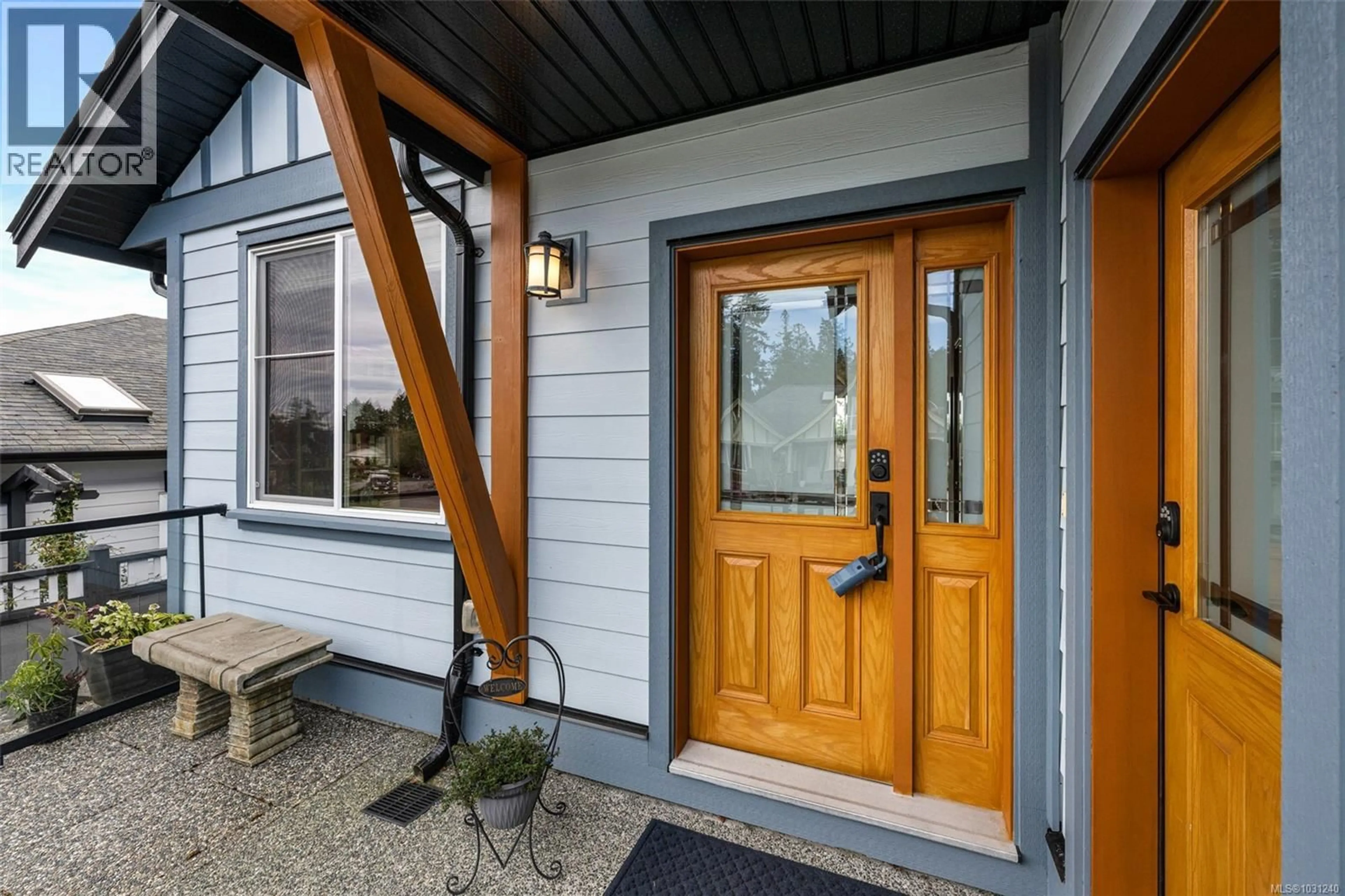 Indoor entryway for 3085 SEAHAVEN ROAD, Chemainus British Columbia V0R1K2