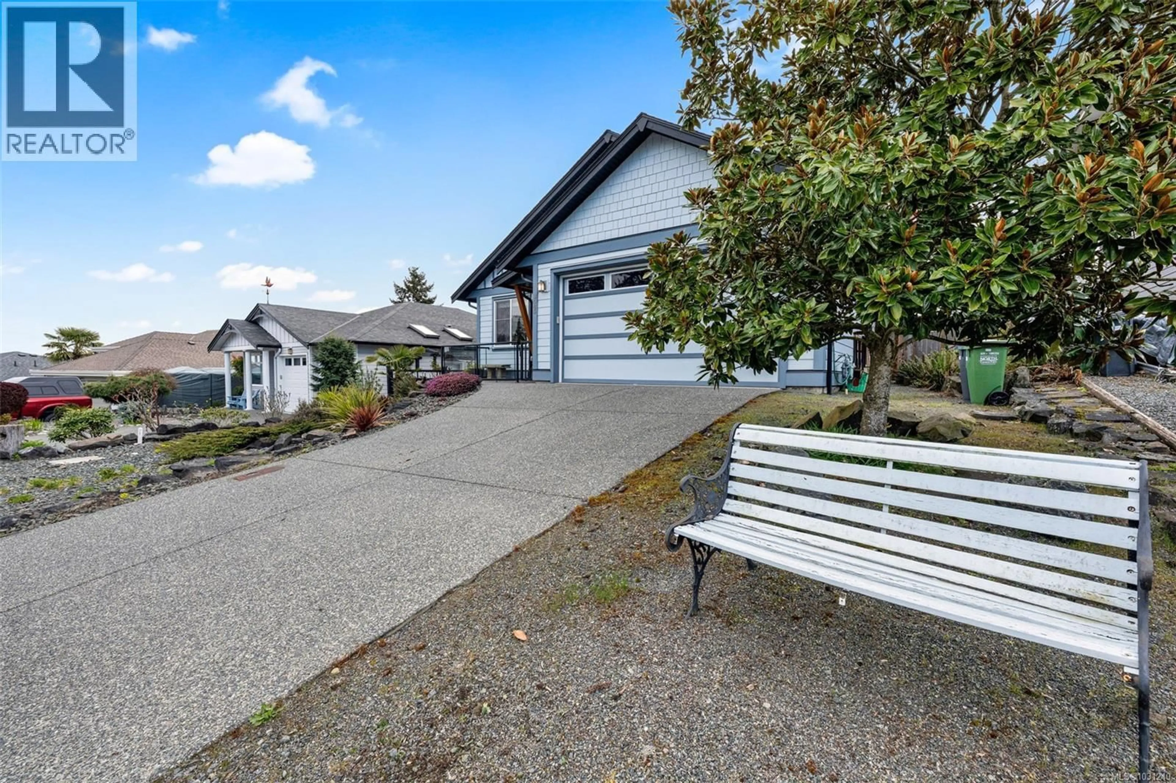 A pic from outside/outdoor area/front of a property/back of a property/a pic from drone, street for 3085 SEAHAVEN ROAD, Chemainus British Columbia V0R1K2