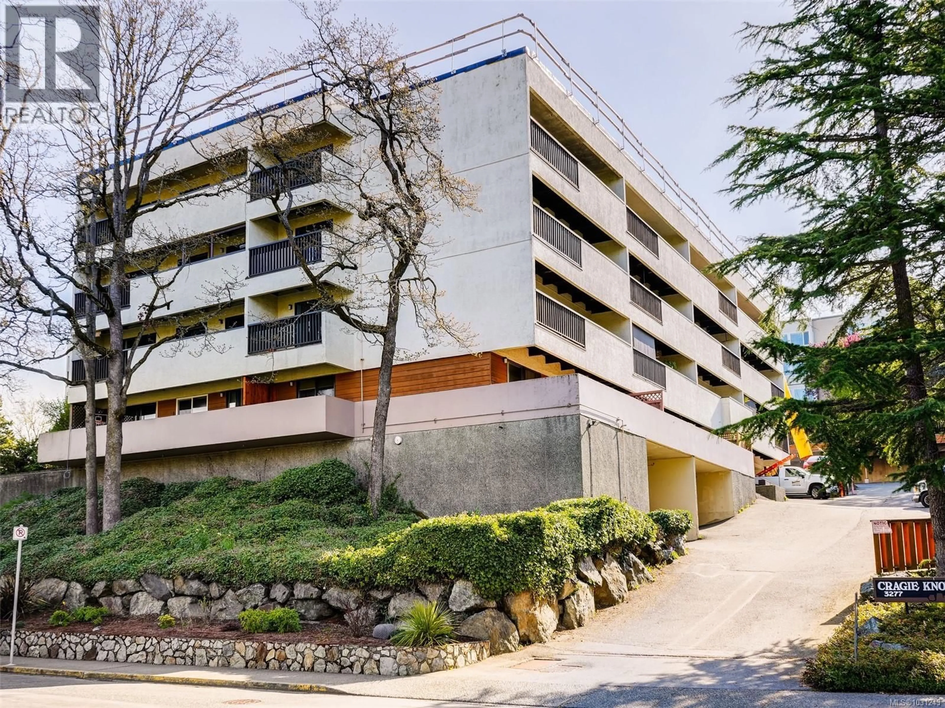 Unknown for 307 - 3277 GLASGOW AVENUE, Saanich British Columbia V8X1M3