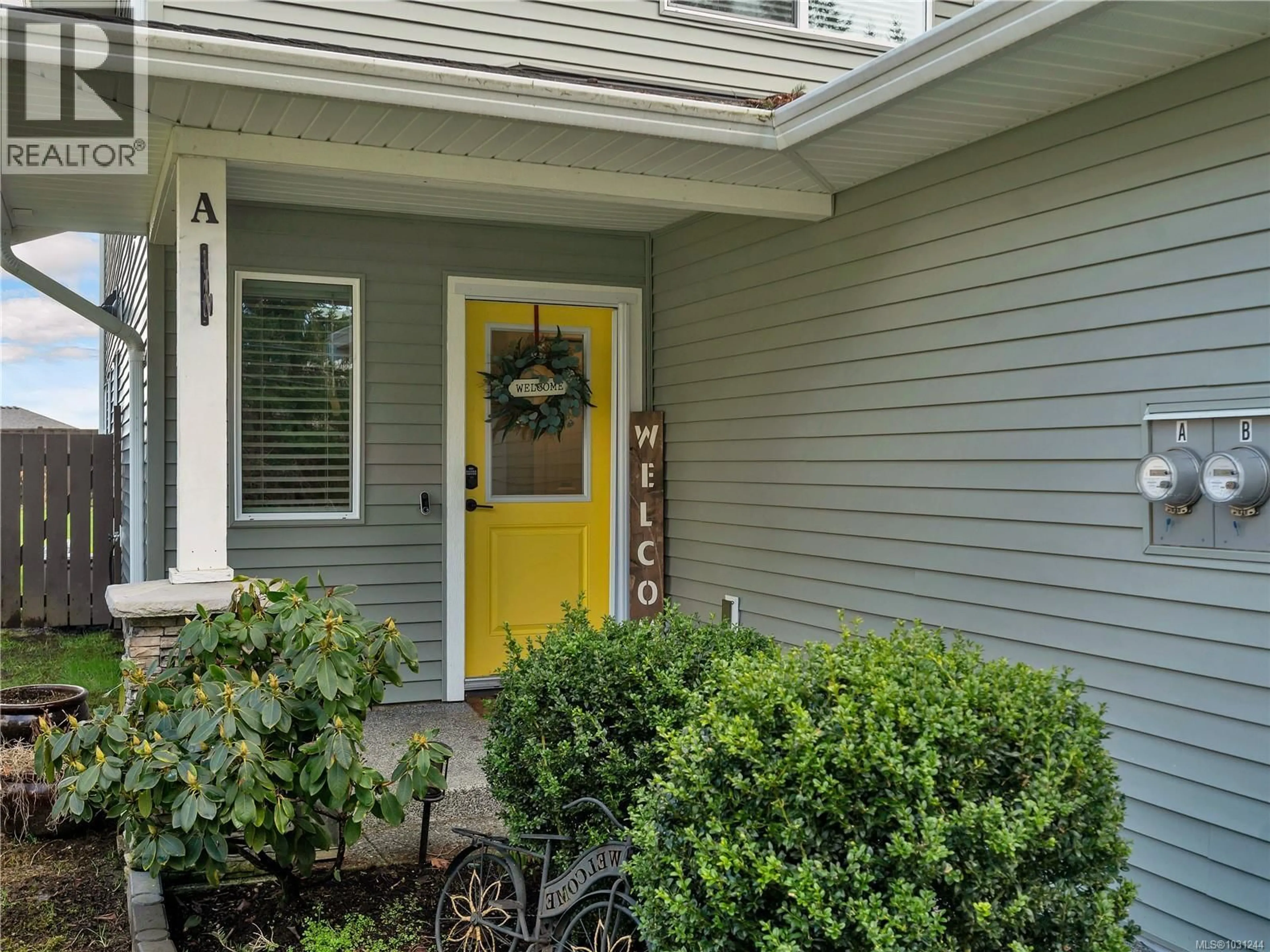 Indoor entryway for A - 535 PETERSEN ROAD, Campbell River British Columbia V9W3H6