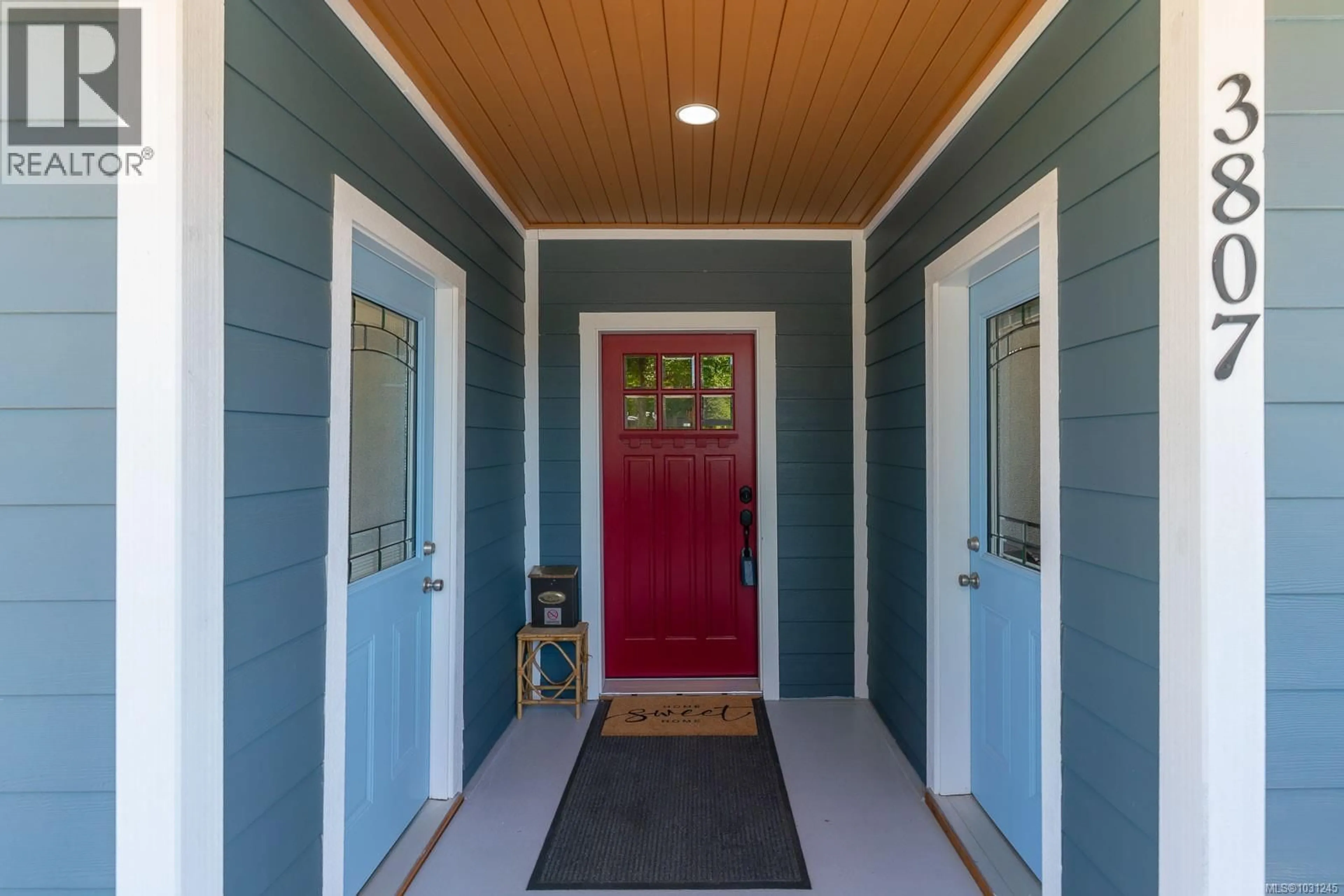 Indoor entryway for 3807 5TH AVENUE, Port Alberni British Columbia V9Y4K5