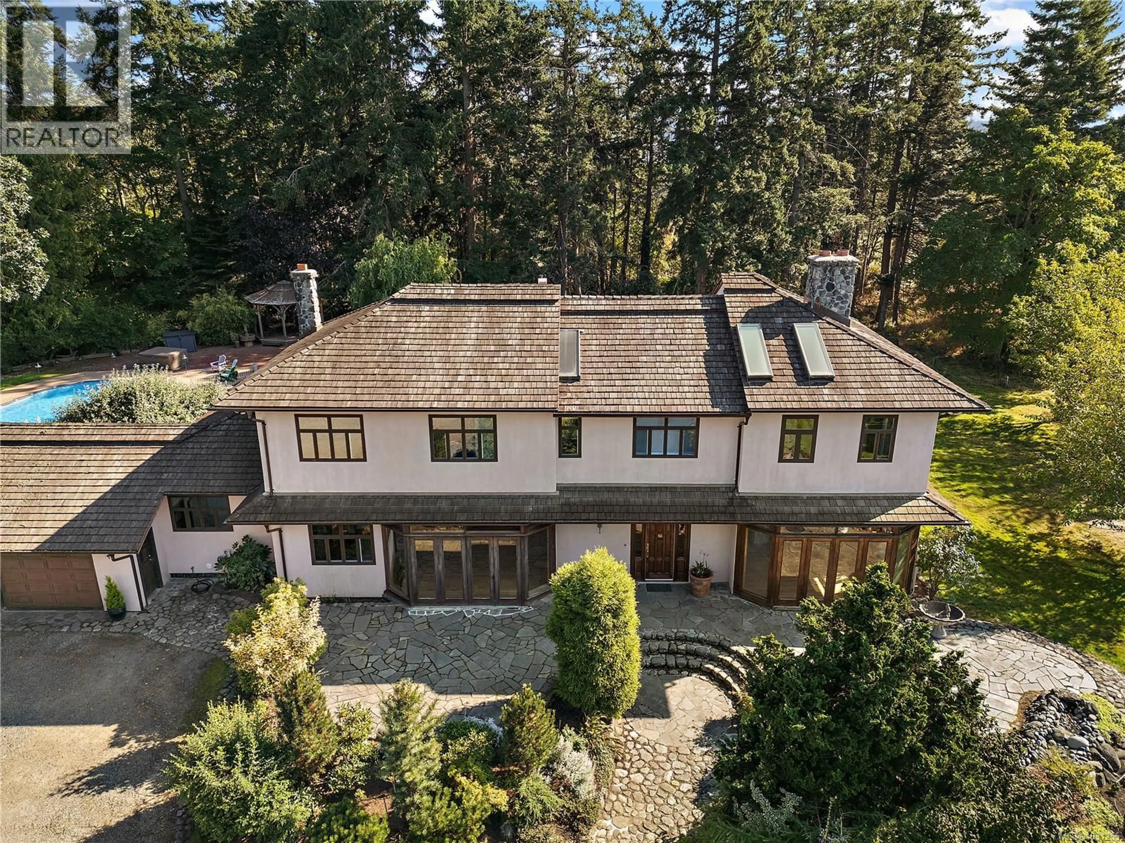 A pic from outside/outdoor area/front of a property/back of a property/a pic from drone, unknown for 845 DOWNEY ROAD, North Saanich British Columbia V8L5P8