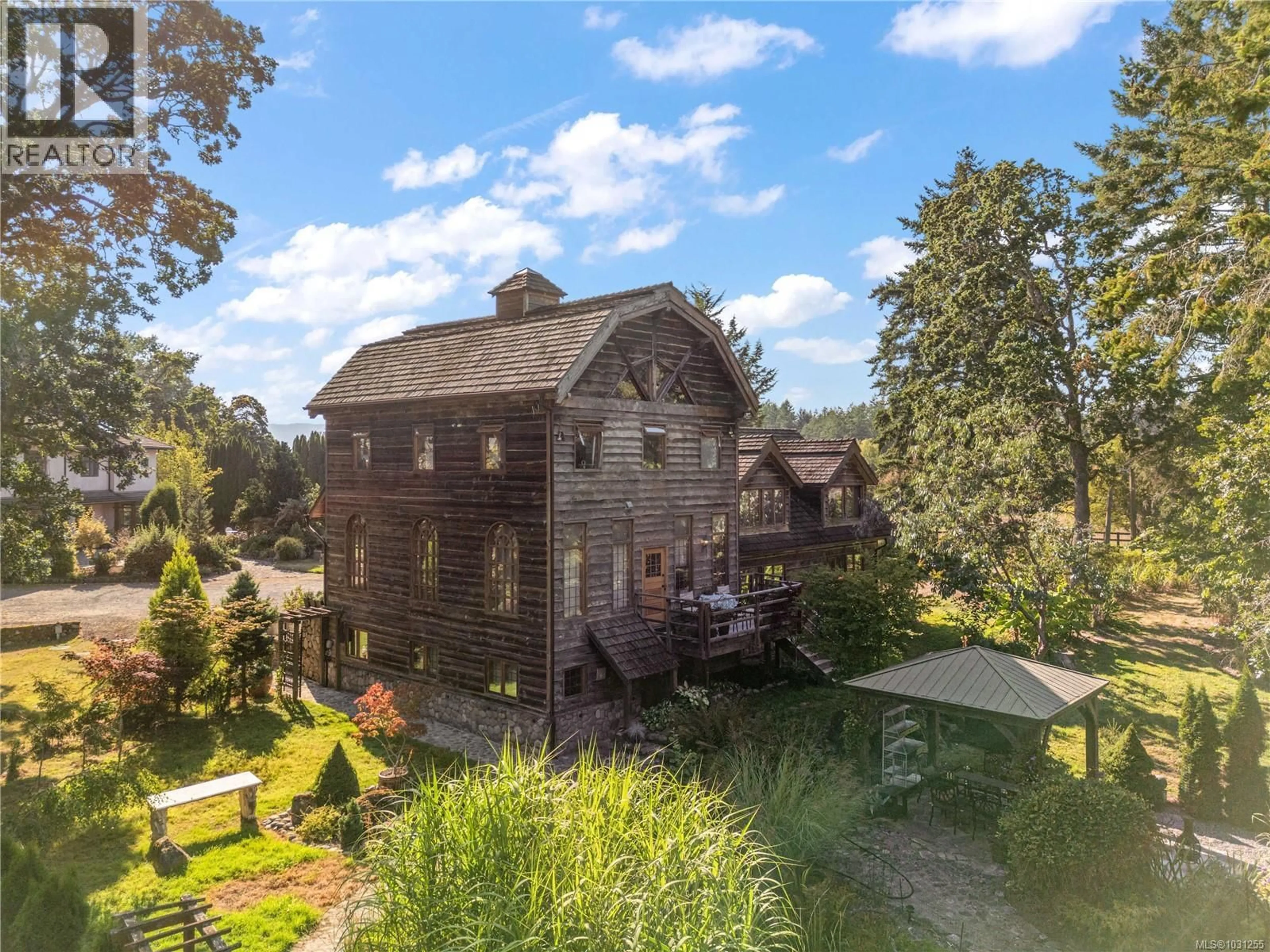 A pic from outside/outdoor area/front of a property/back of a property/a pic from drone, unknown for 845 DOWNEY ROAD, North Saanich British Columbia V8L5P8