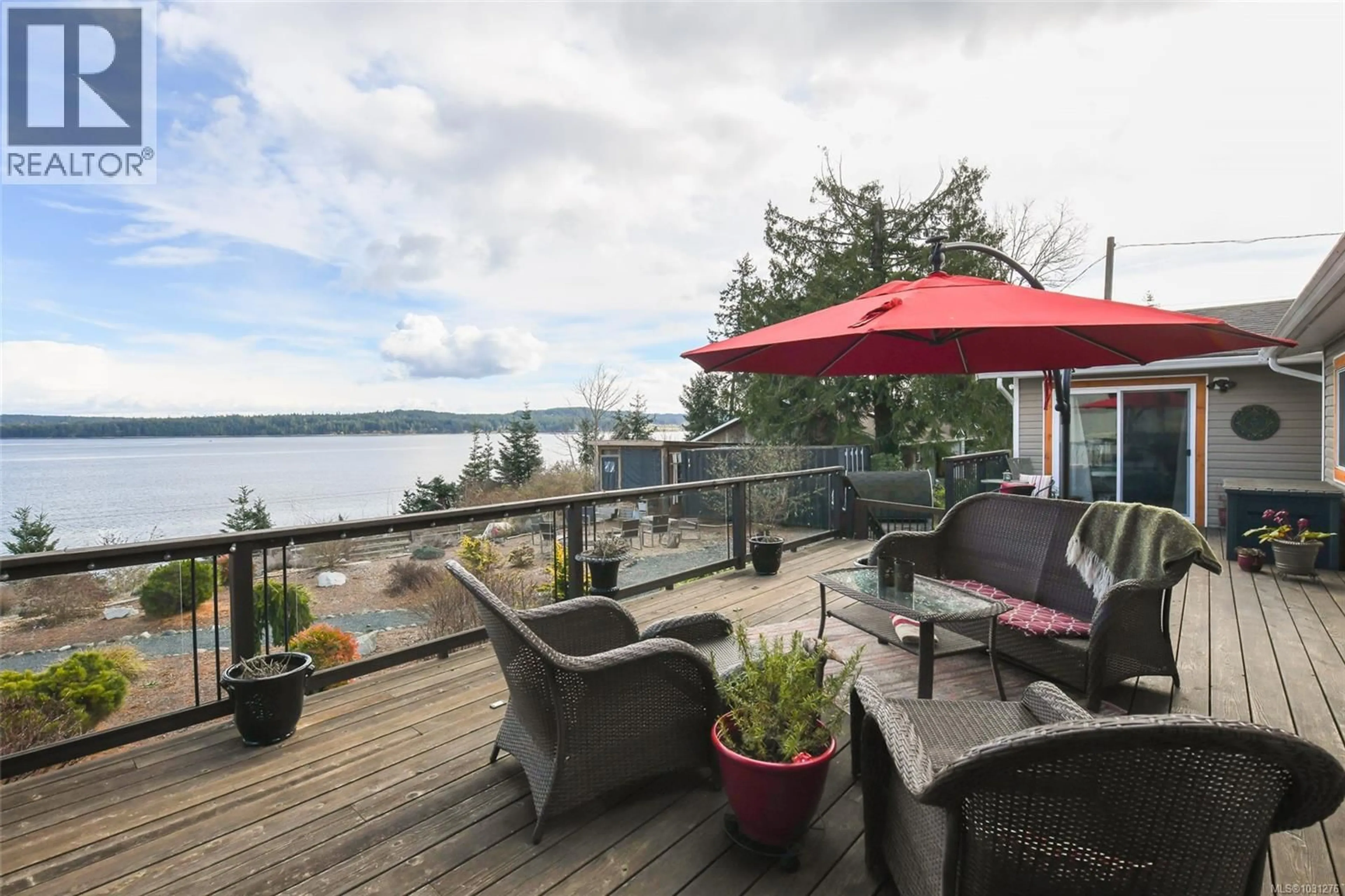 Patio, water/lake/river/ocean view for 5896 GARVIN ROAD, Union Bay British Columbia V0R3B0