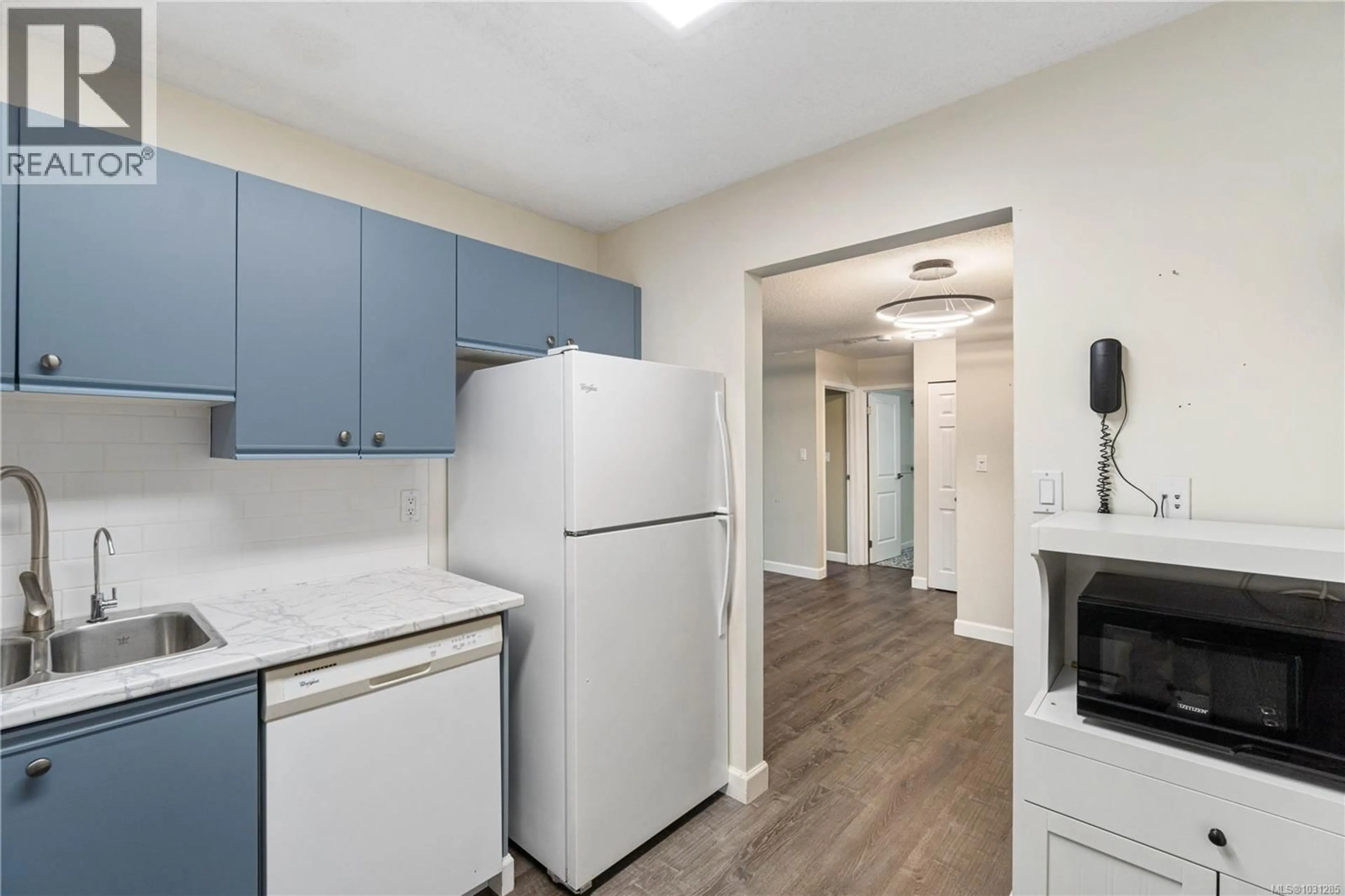 Standard kitchen, unknown for 130 - 6711 DOVER ROAD, Nanaimo British Columbia V9V1L9