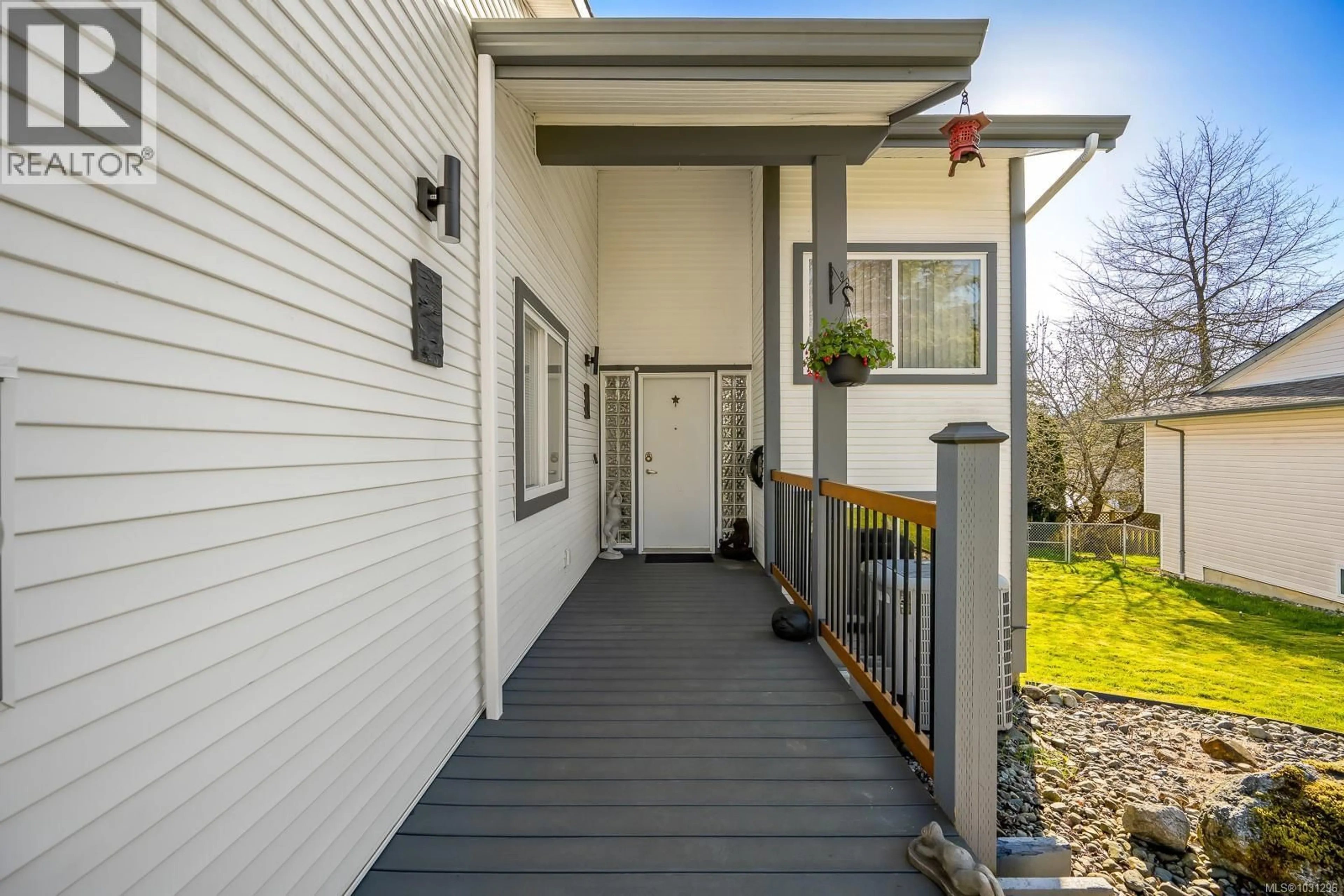 Unknown for 1103 VIEW PLACE, Courtenay British Columbia V9N9B6