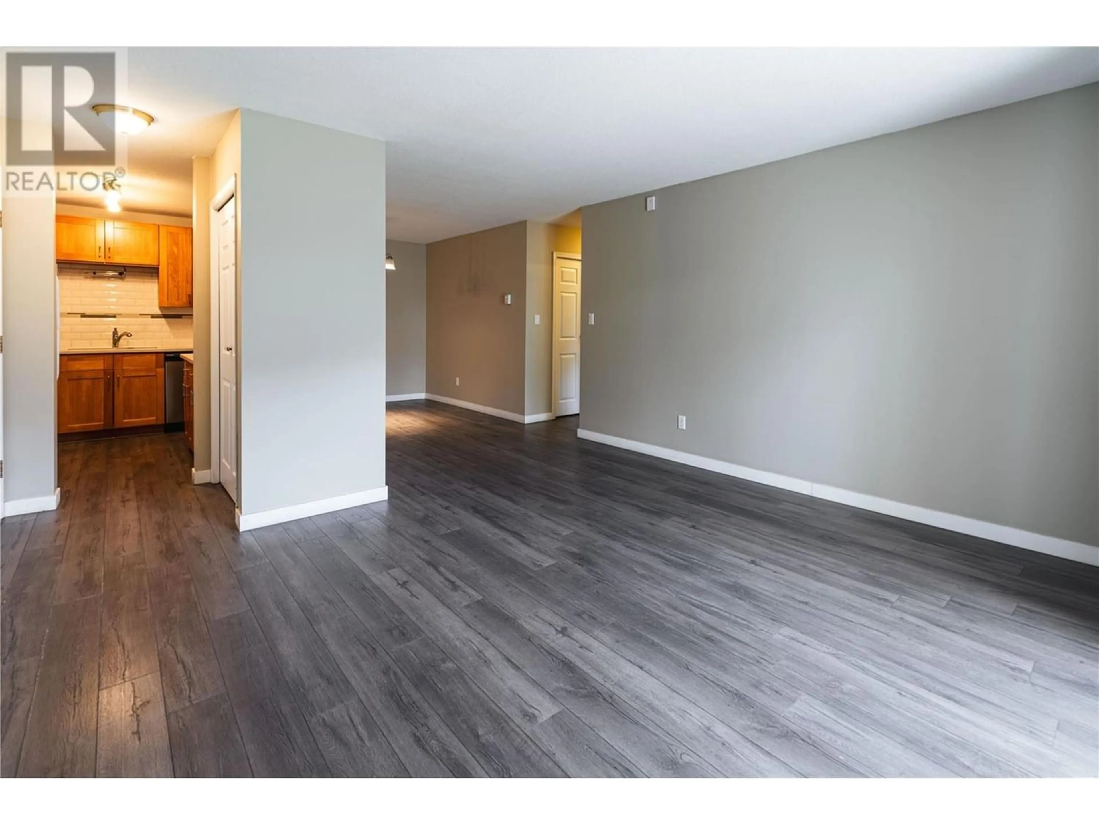 A pic of a room for 735 Cook Road Unit# 104B, Kelowna British Columbia V1W3G6