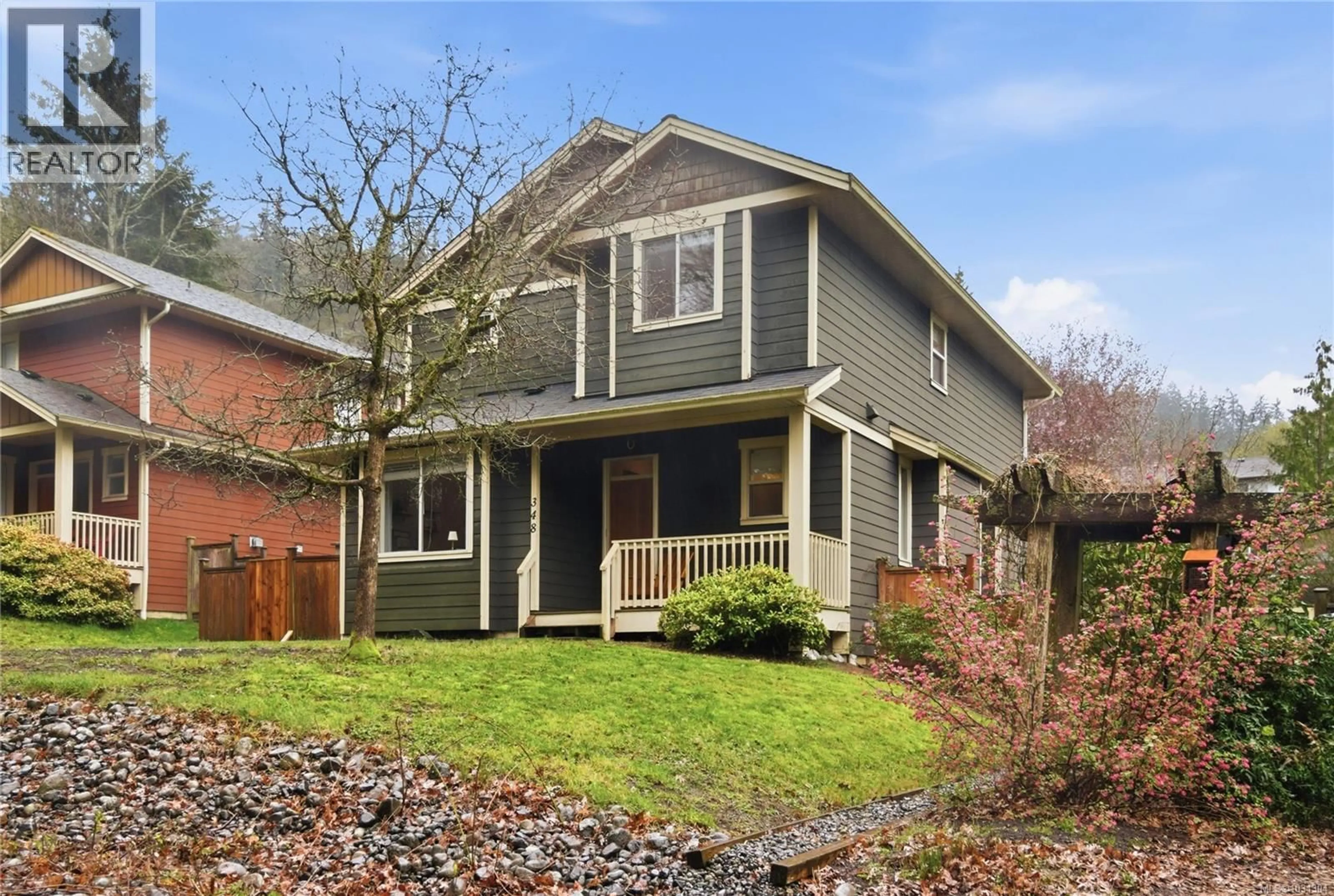 Home with vinyl exterior material, street for 348 WESSEX LANE, Nanaimo British Columbia V9R6H5