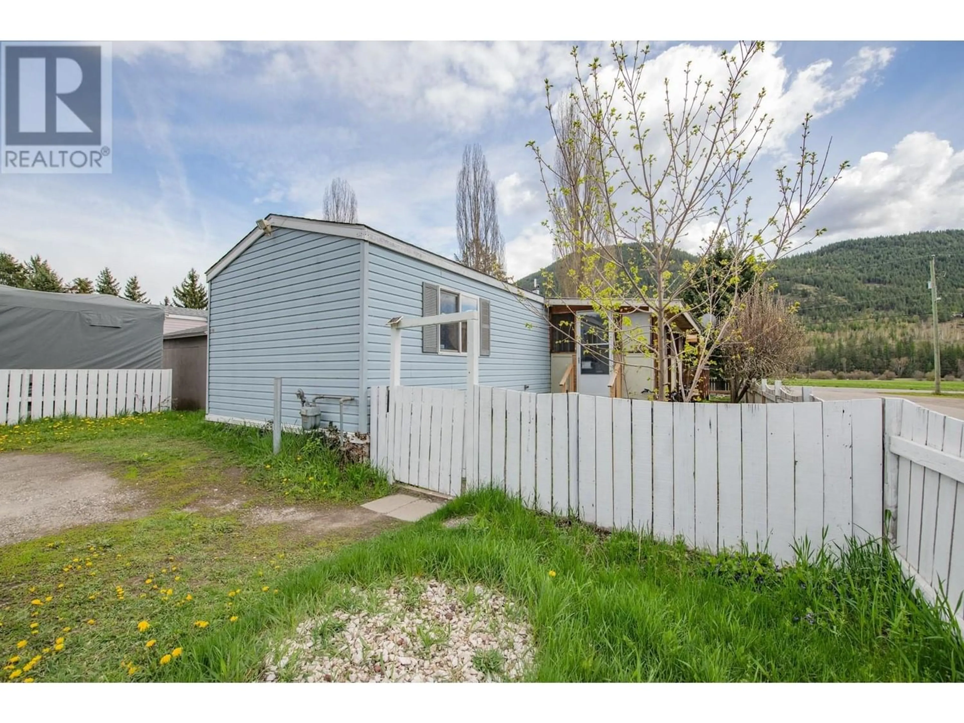 Fenced yard for 446 Mabel Lake Road Unit# E1A, Lumby British Columbia V0E2G5