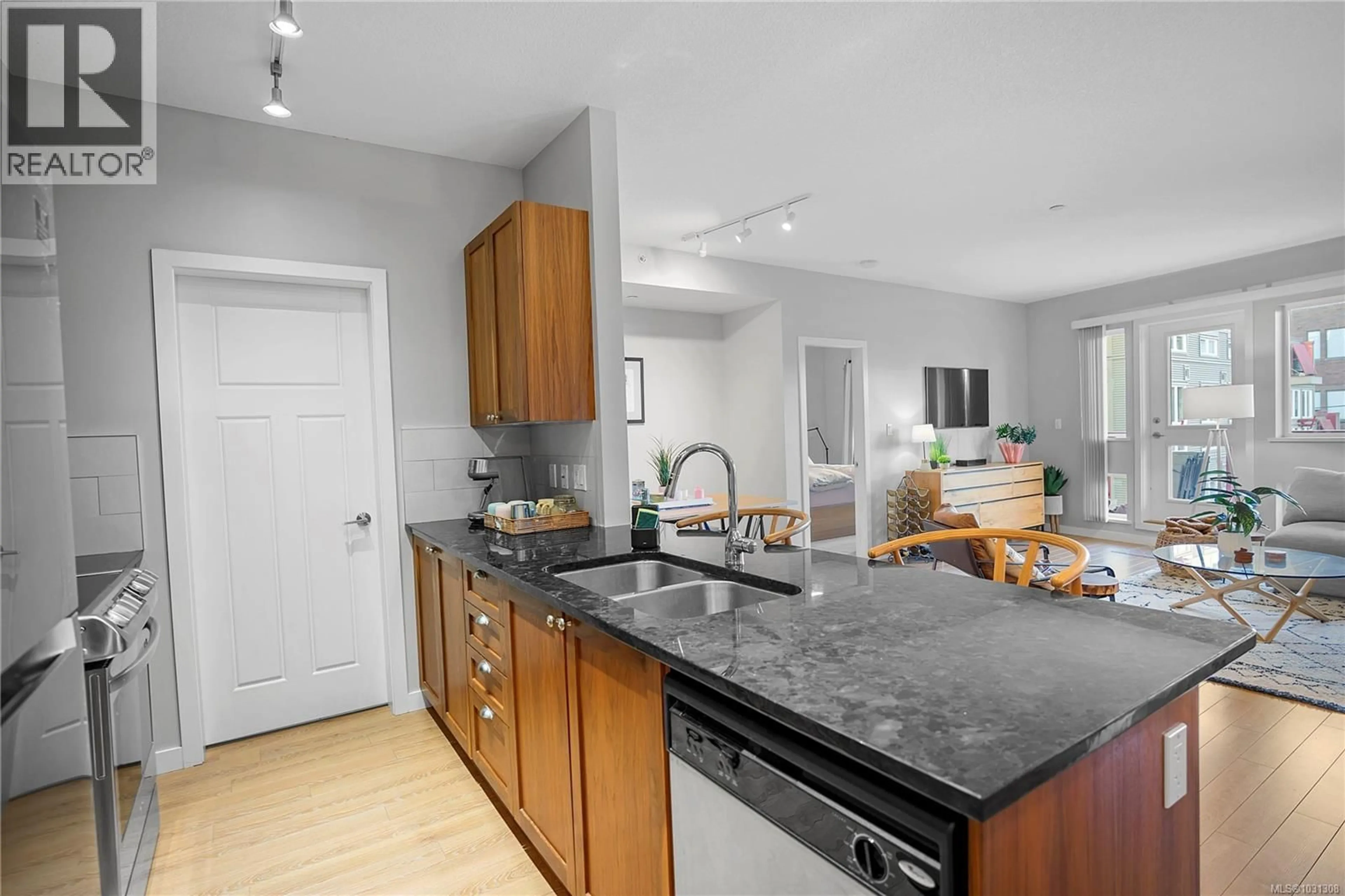 Unknown for 315 - 99 CHAPEL STREET, Nanaimo British Columbia V9R5H3