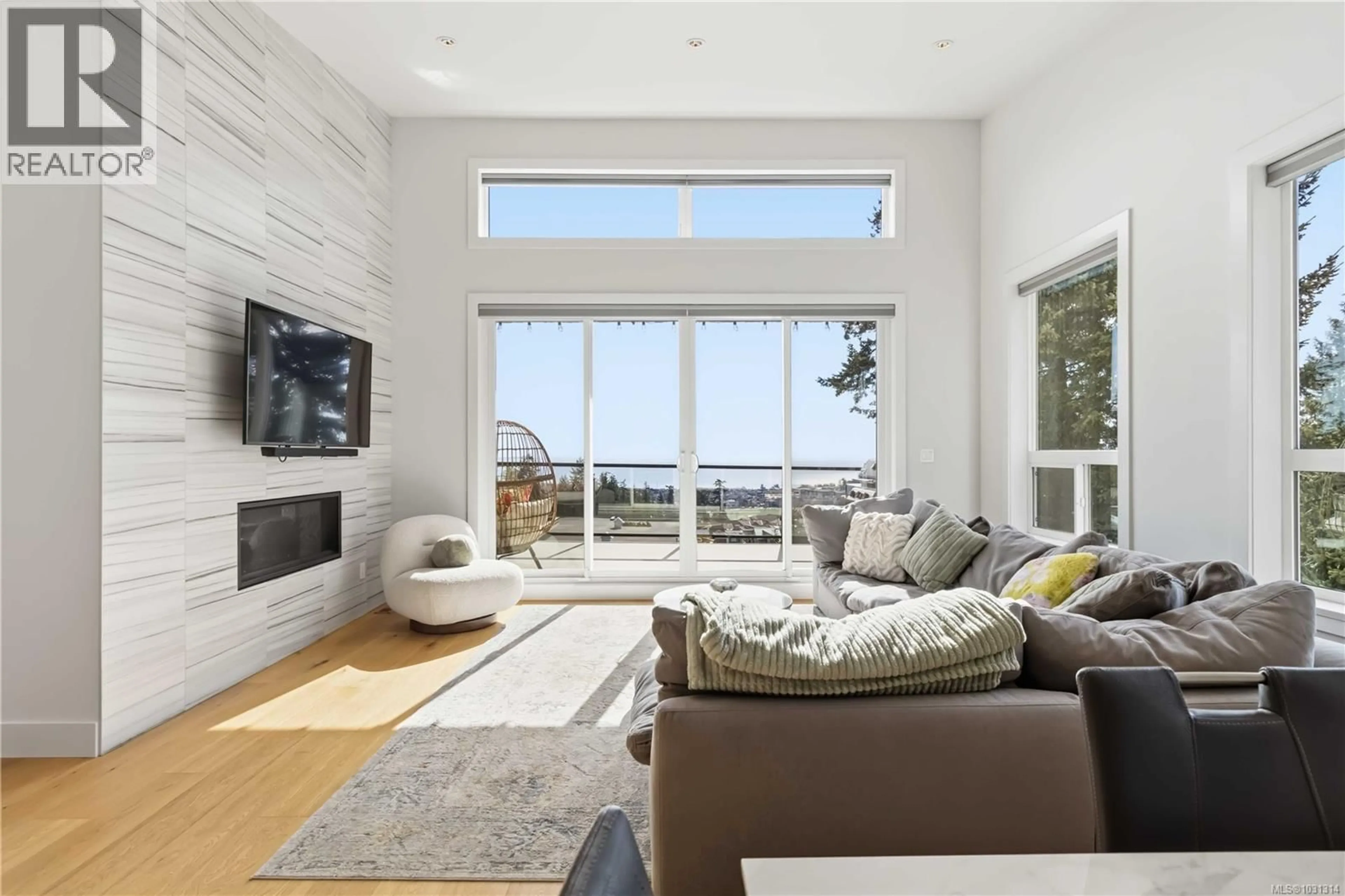 Living room with furniture, unknown for 533 GURUNANK LANE, Colwood British Columbia V9C0M2