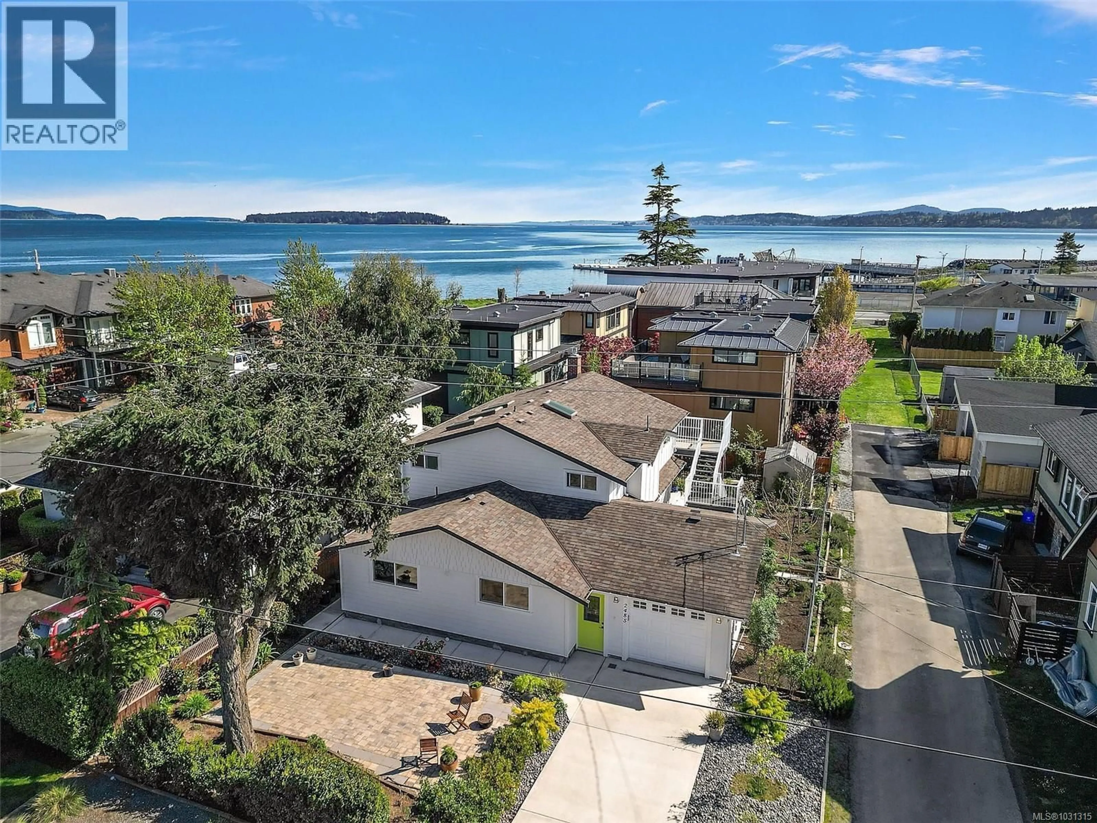 A pic from outside/outdoor area/front of a property/back of a property/a pic from drone, water/lake/river/ocean view for 2485 ORCHARD AVENUE, Sidney British Columbia V8L1V4