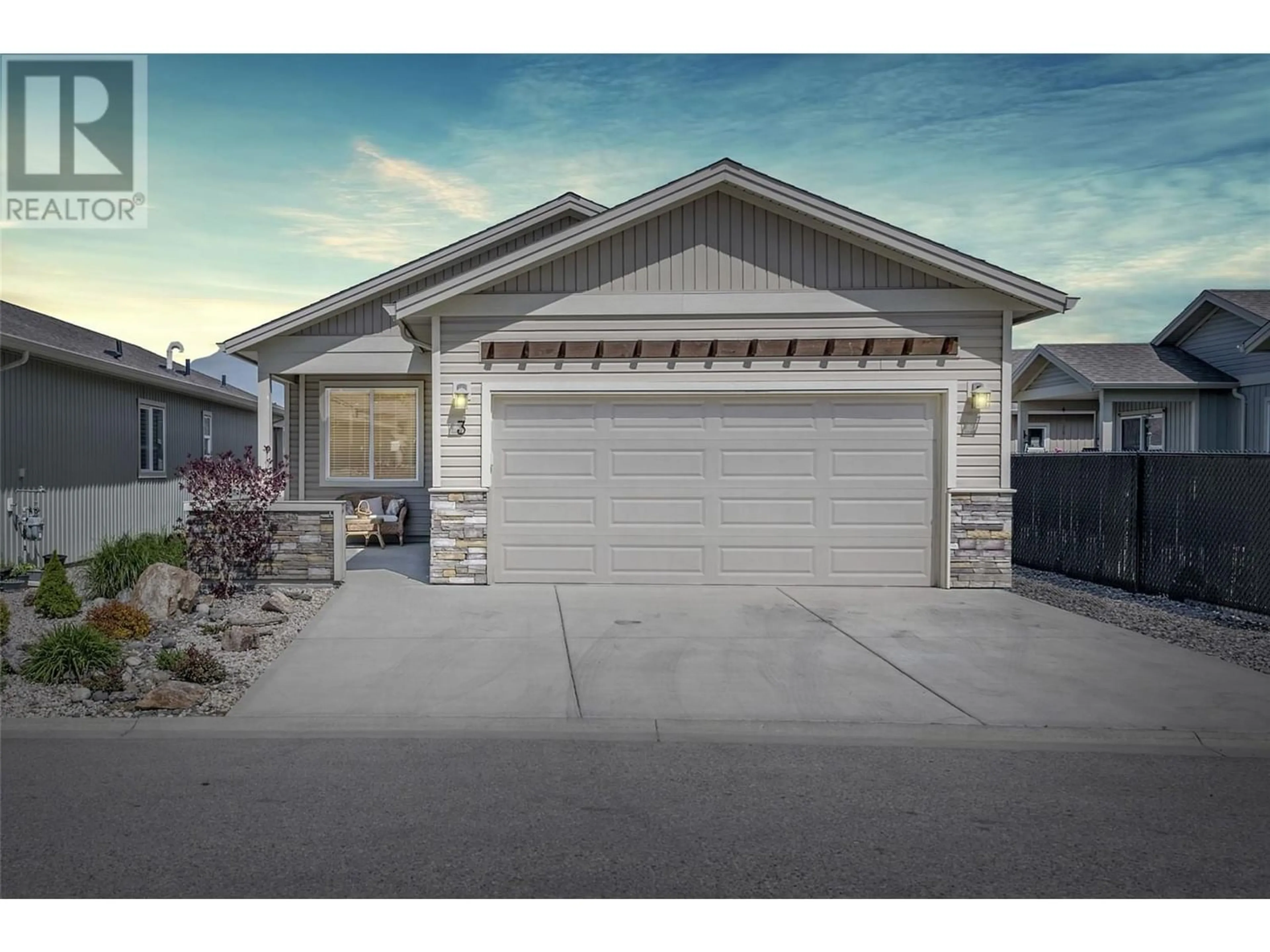 Frontside or backside of a home for 2100 55 Avenue Unit# 3, Vernon British Columbia V1T9Y6