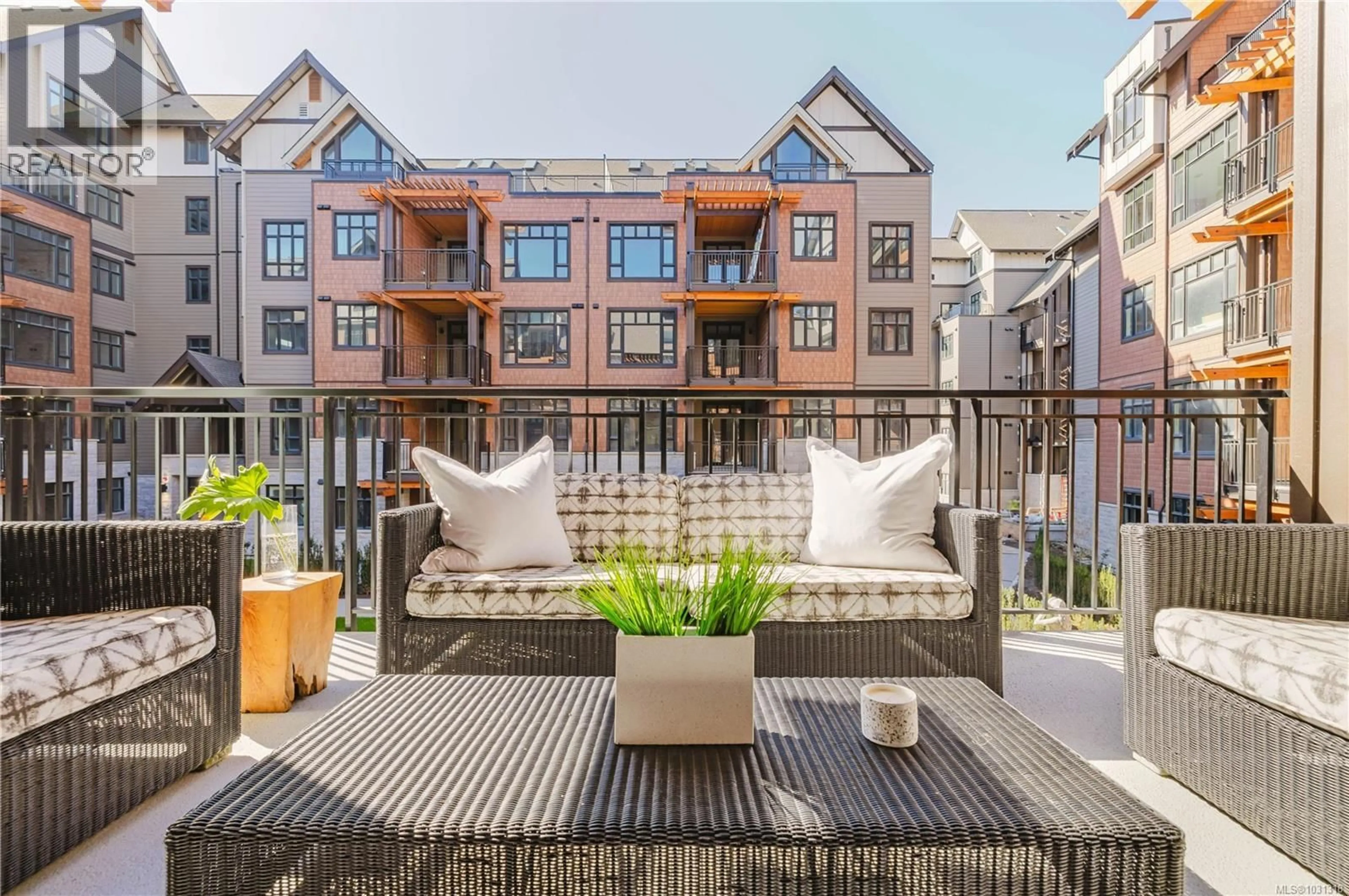 Patio, unknown for 207 - 427 LAMPSON STREET, Esquimalt British Columbia V9A0K5