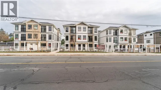 2201 - 4201 TYNDALL AVENUE, Saanich 2