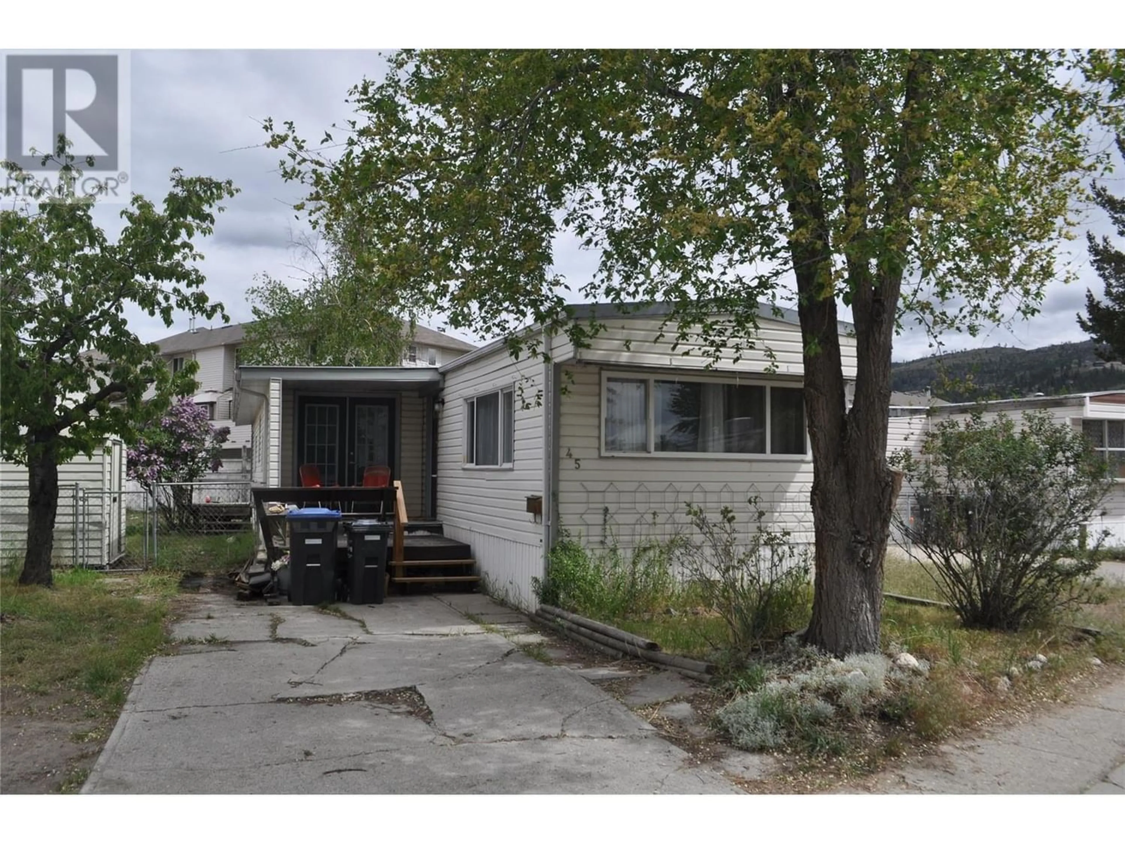 A pic from exterior of the house or condo for 3245 Paris Street Unit# 45, Penticton British Columbia V2A3T9
